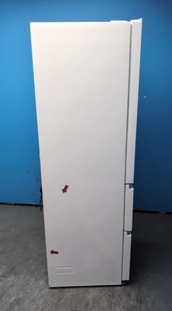 #GRC-162-804 - Haier 54.5cm 60/40 Fridge Freezer – 303L, White, Total No Frost, Smart WiFi