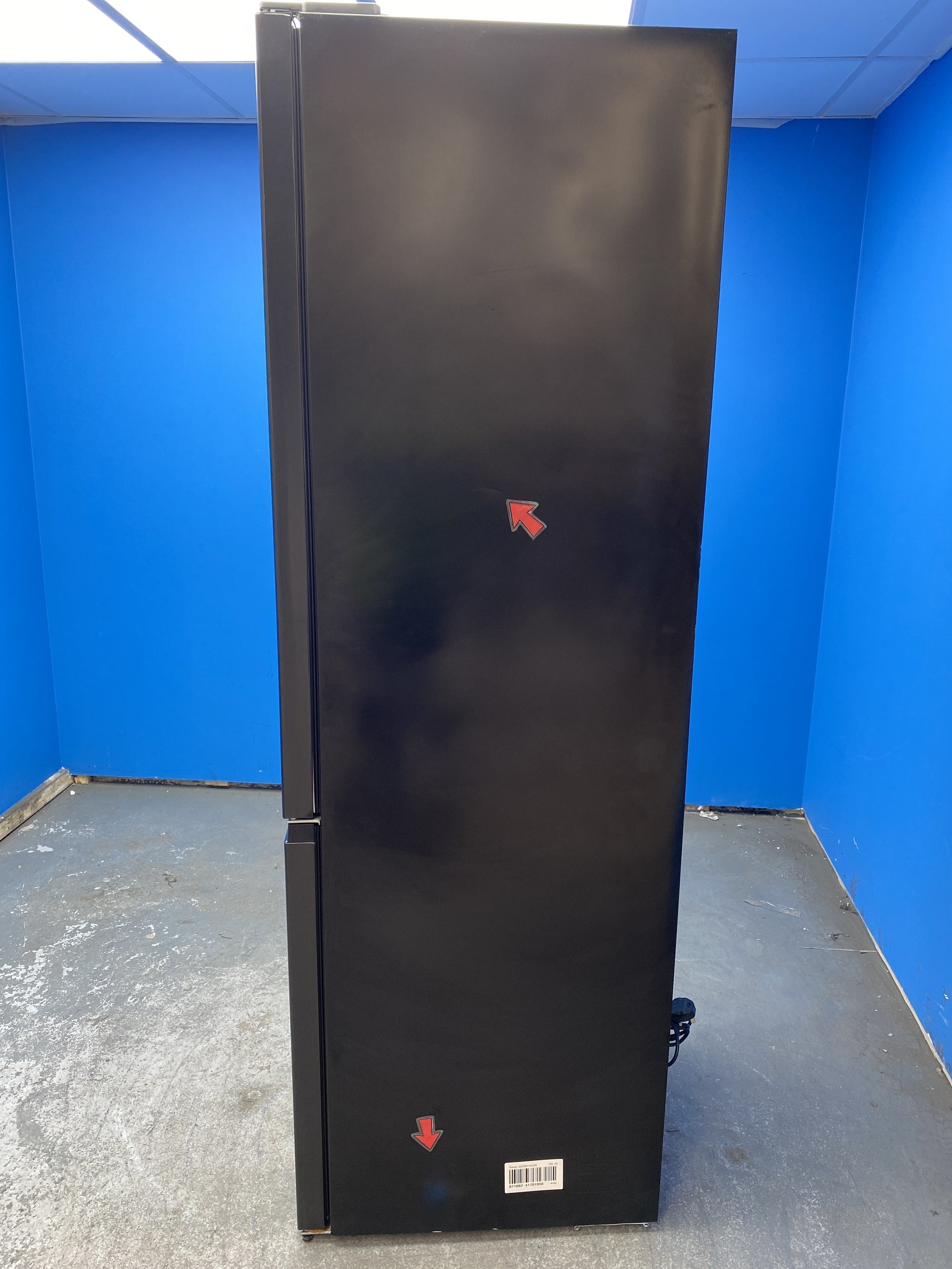#GRC-143-635 - Hisense RB470N4SFCUK No Frost Comi Fridge Freezer