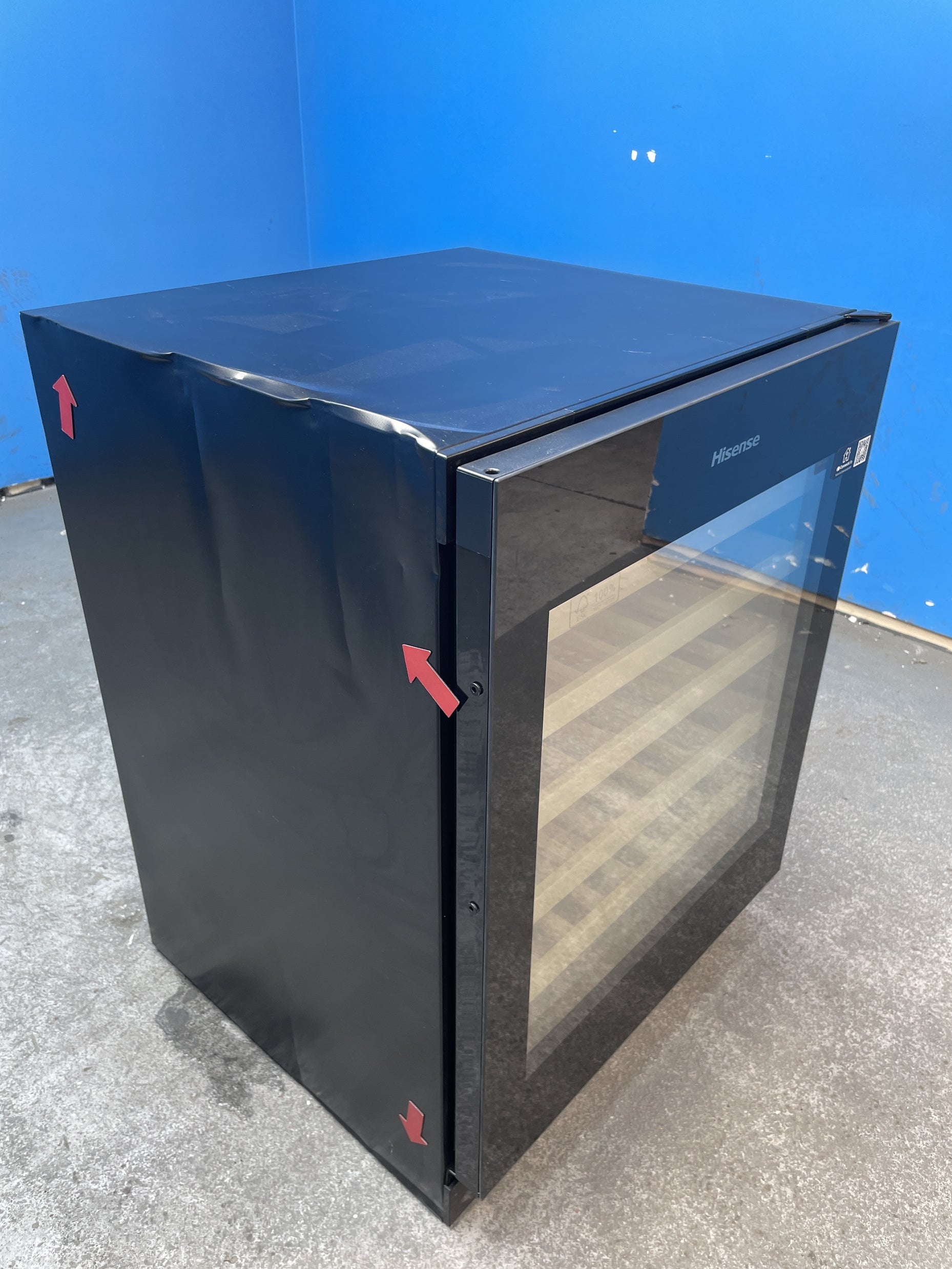 #GRC-158-056 - Hisense RW3N132GSLF Built-In 46 Bottles Wine Cooler