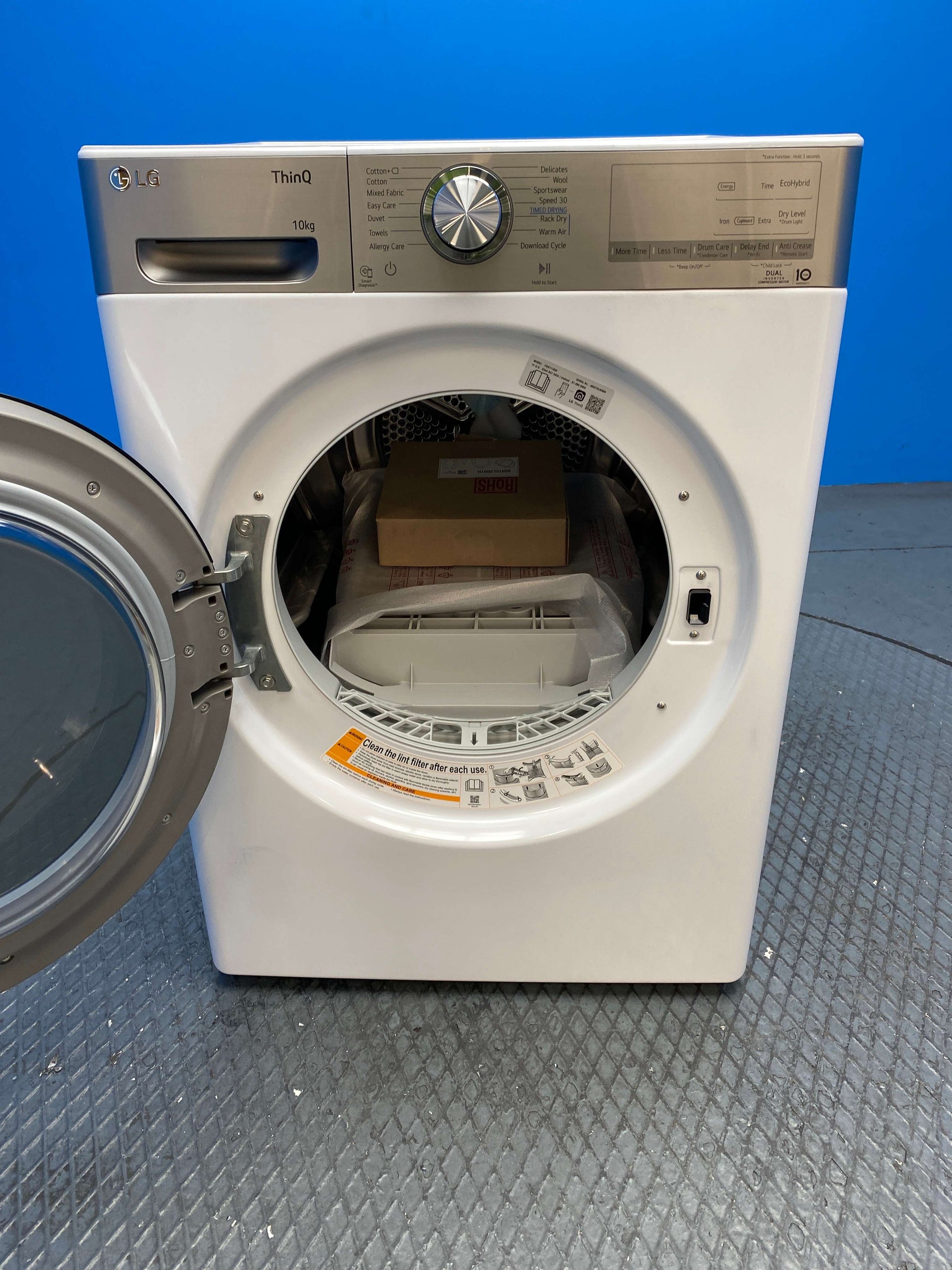 LG Dual Dry™ FDV1110W 10kg Heat Pump Tumble Dryer