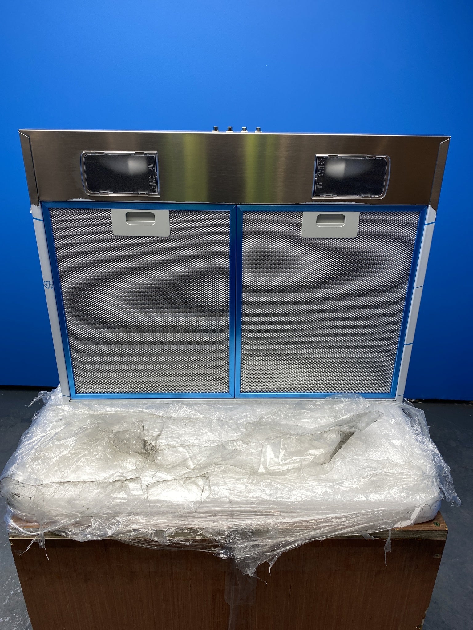 #GRC-150-209 - AEG LFC316X 60cm Stainless Steel Pyramid Chimney Hood