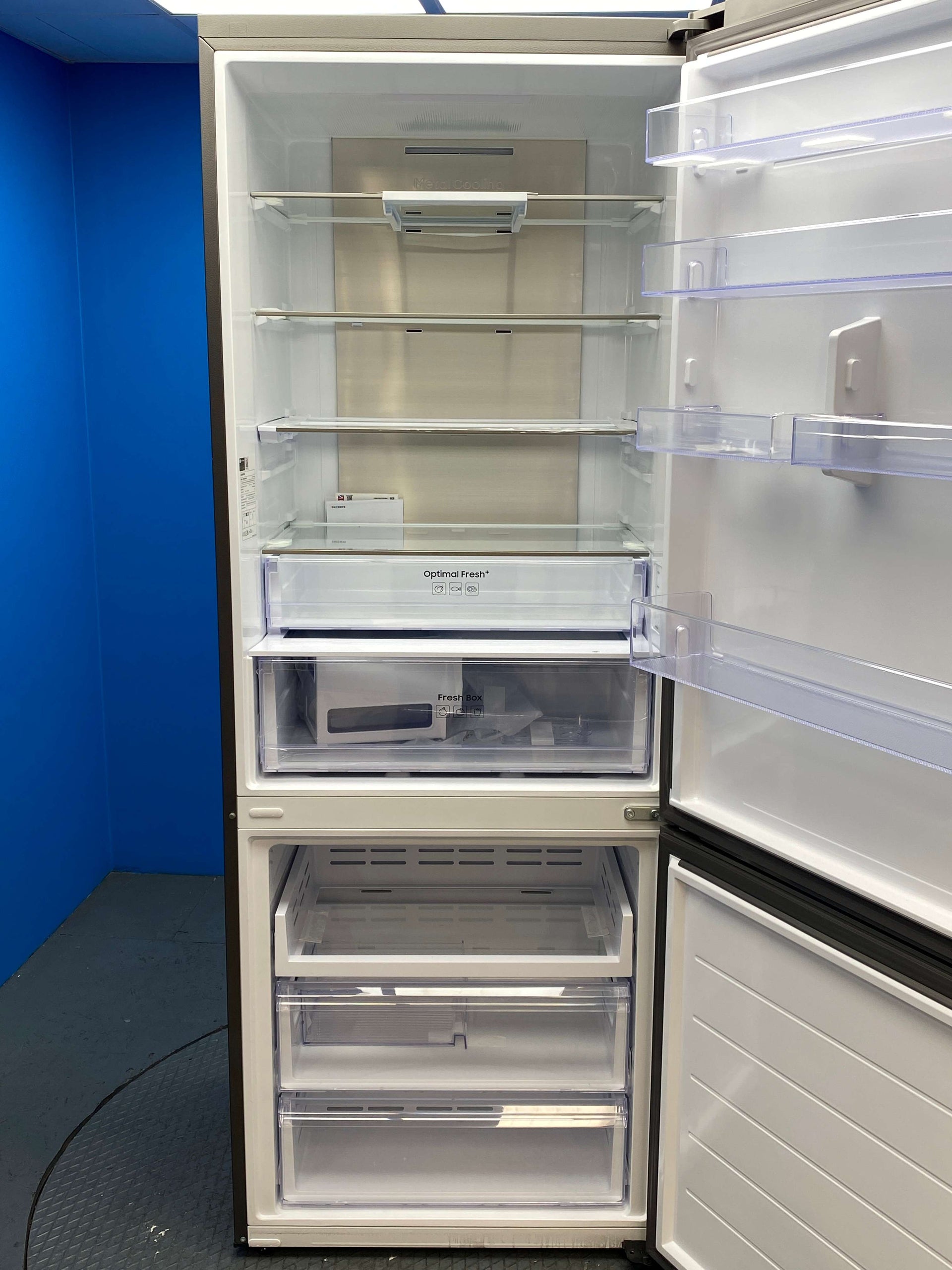Samsung RB53DG706AS9 Series 8 SpaceMax™ Smart Fridge Freezer