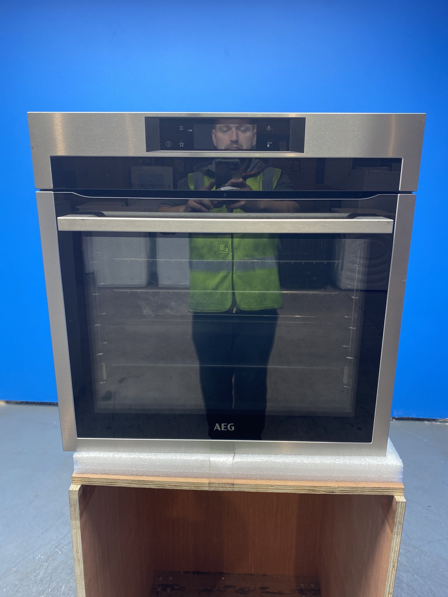 AEG 8000 BPE74380M Built-In Electric Pyrolytic Oven