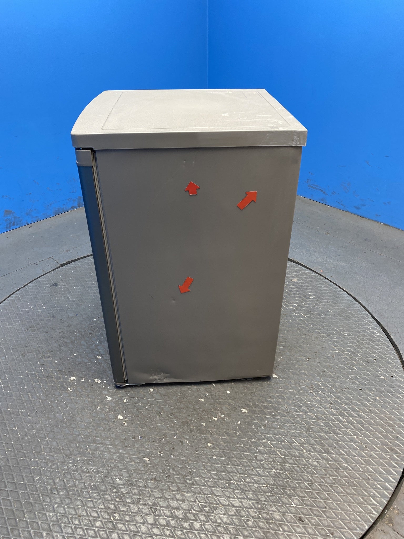 Igenix IG155X 109 Litre Under Counter Fridge with Ice Box