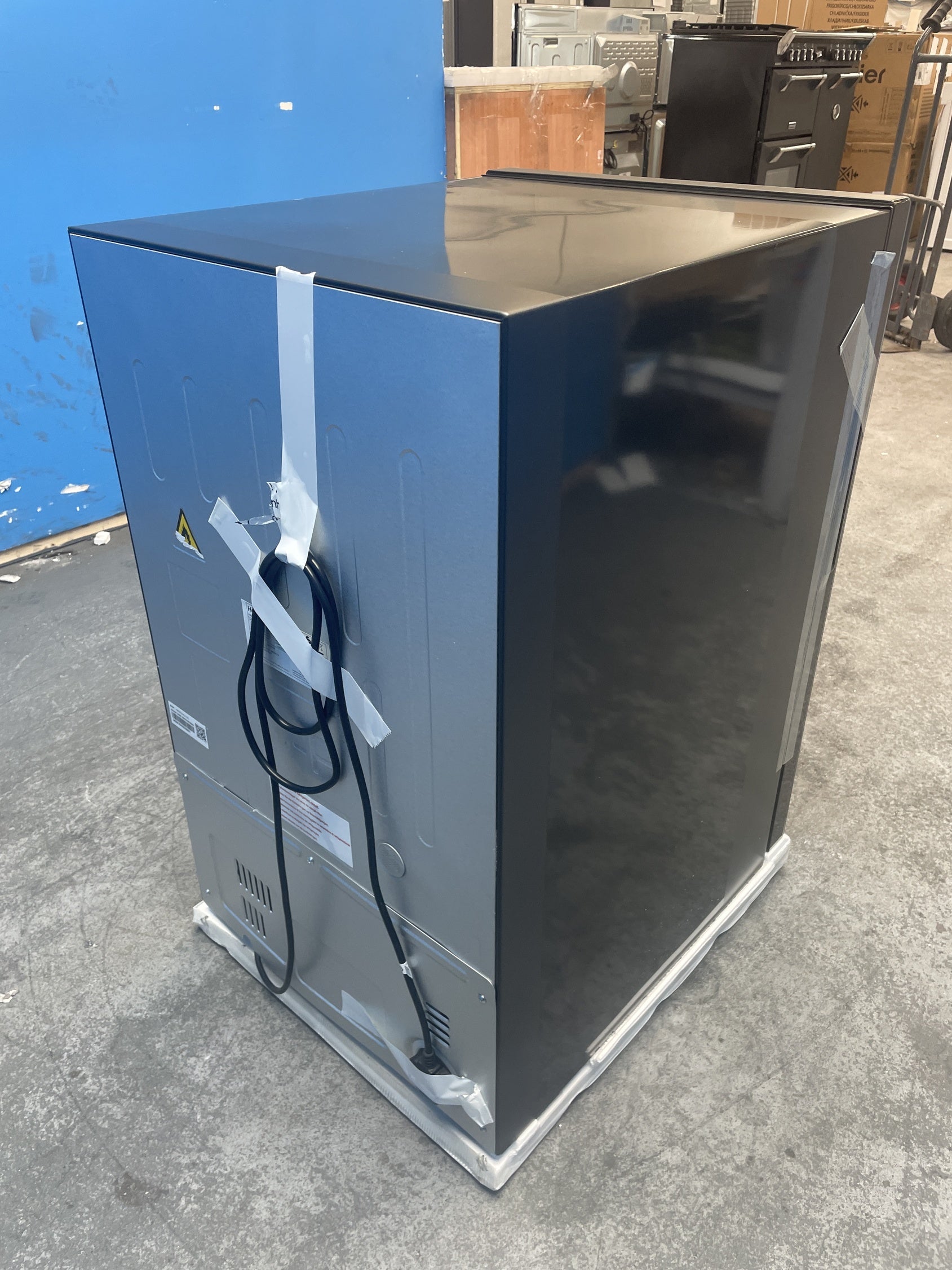 #GRC-160-327 - Haier Series 7 HWS42GDAU1 42 Bottle Dual Zone Wine Cooler