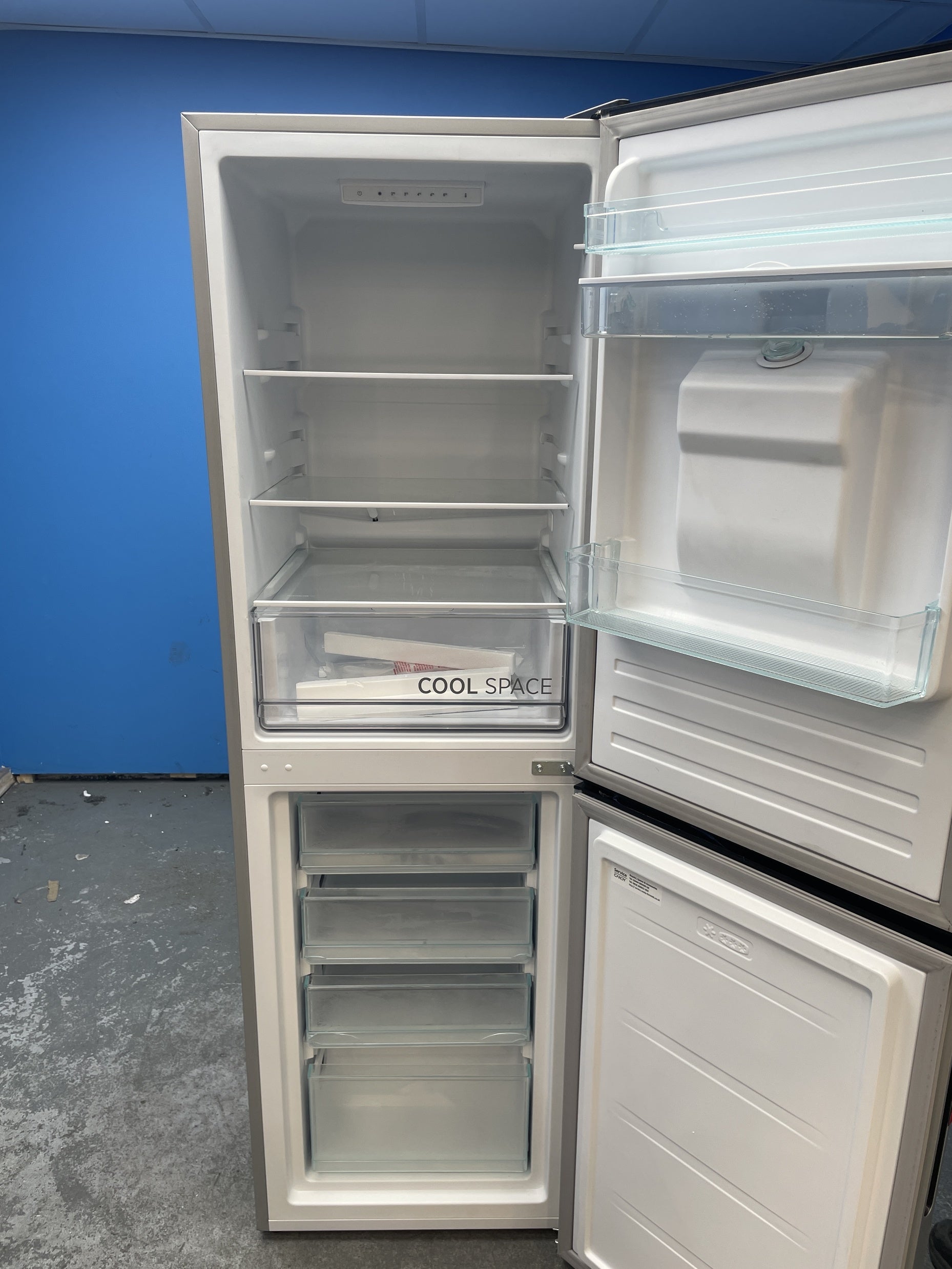 #GRC-158-474 - Candy CCT3L517EWSK-1 Low Frost 246 Litre Combi Fridge Freezer