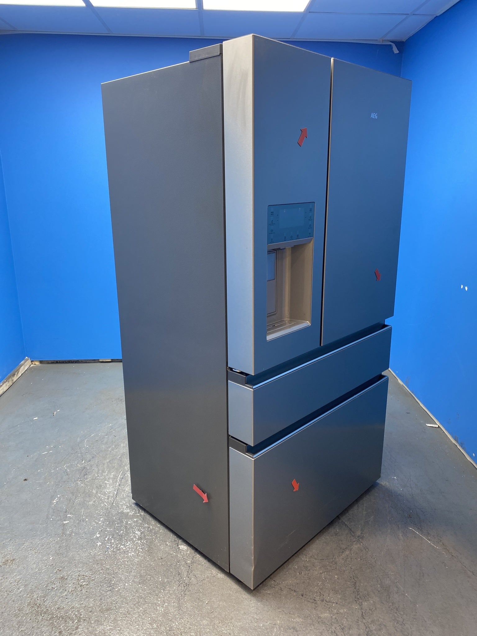 AEG 9000 Series Smart American Fridge Freezer Stainless Steel