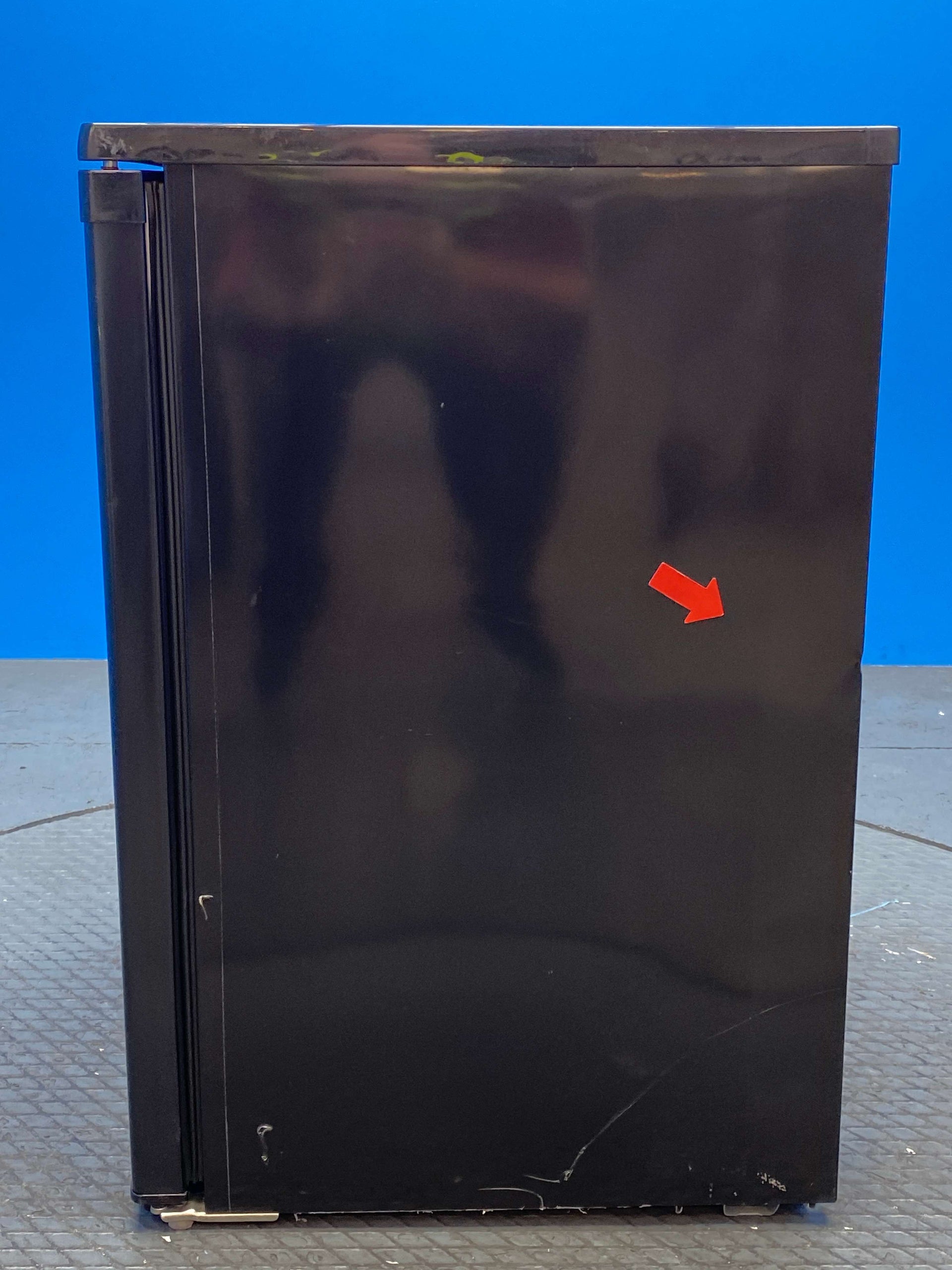 Igenix IG155B 109 Litre Under Counter Fridge with Ice Box