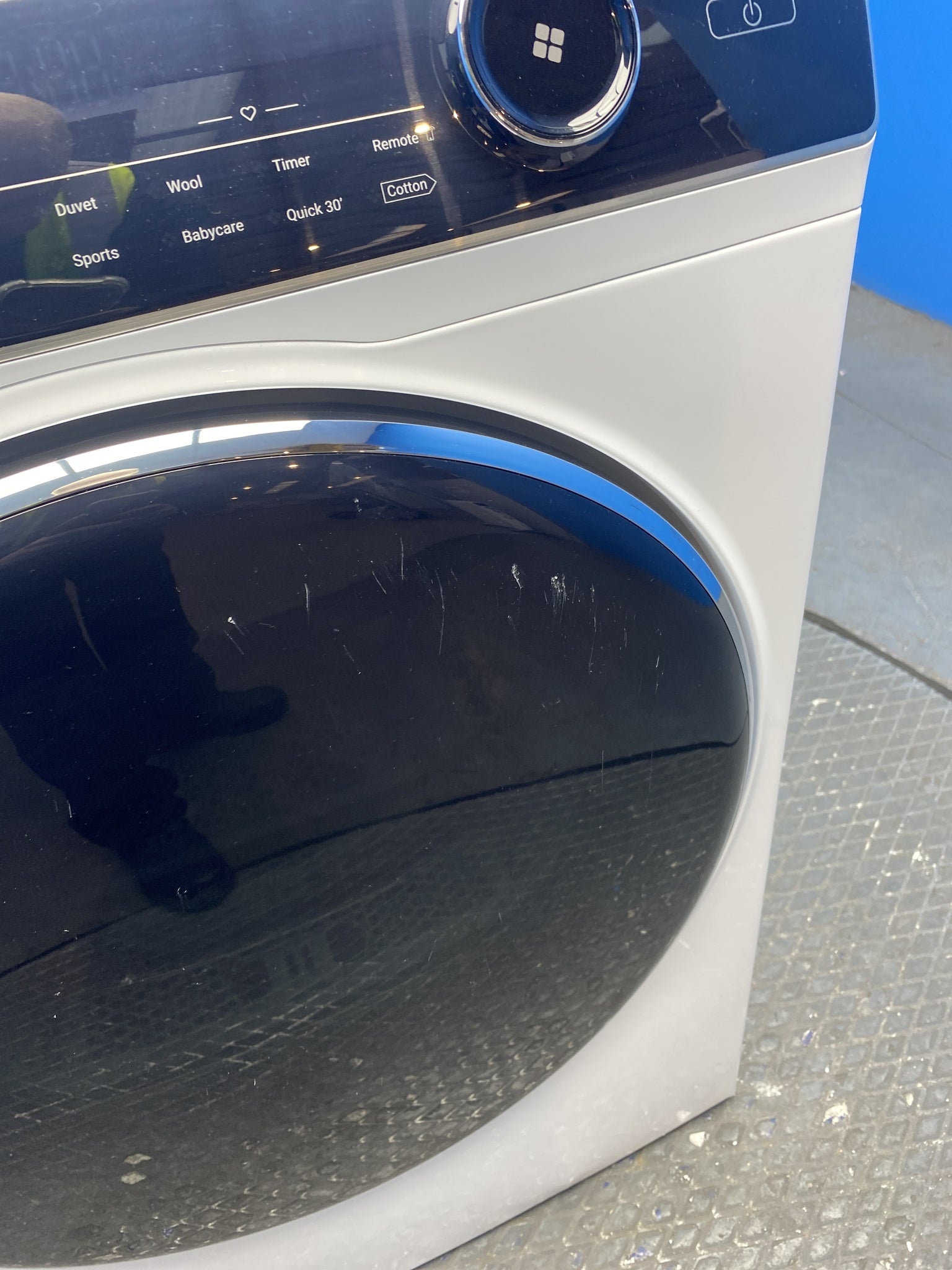 Haier HD90-A3Q979U1 9kg Heat Pump Tumble Dryer
