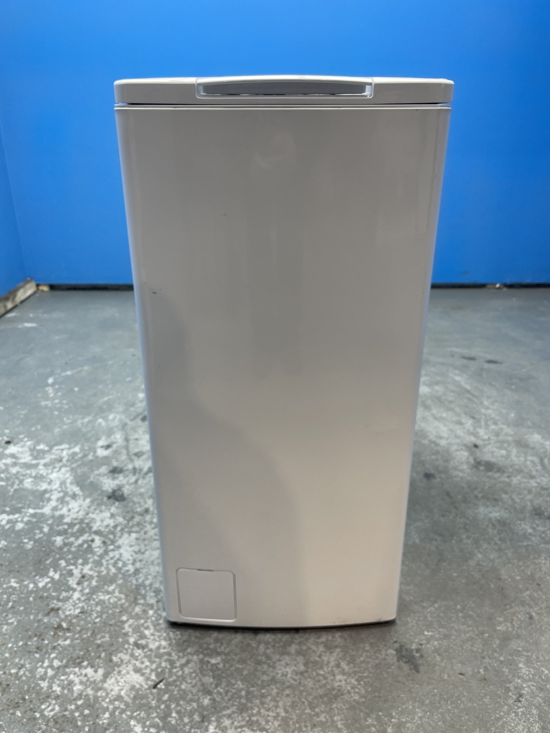 #GRC-150-082 - electriQ EIQWMTL75C 7.5kg 1300rpm Top Loading Washing Machine
