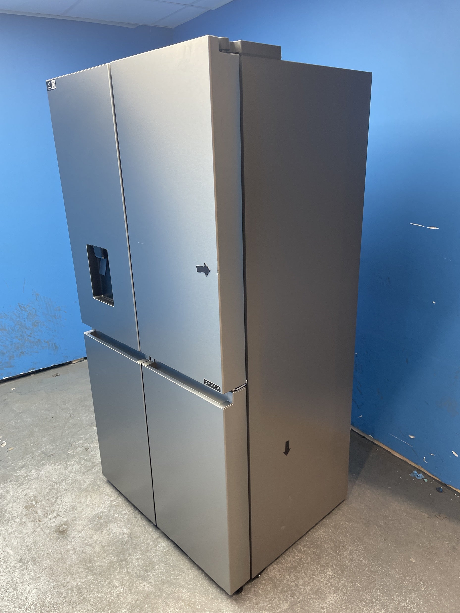 #GRC-143-630 - Hisense PureFlat RQ758N4SWSE Multi Door American Fridge Freezer
