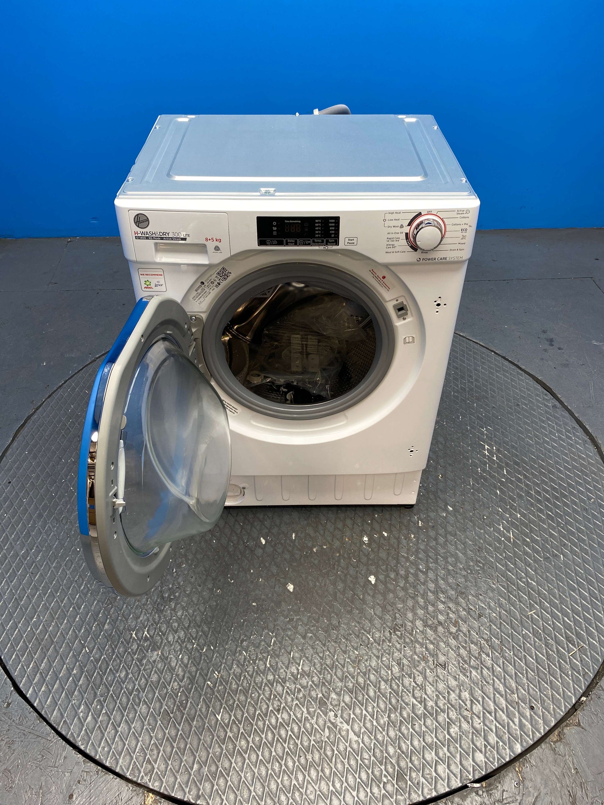 Hoover HBDS485D1ACE Integrated 8 / 5 kg 1400 Spin Washer Dryer