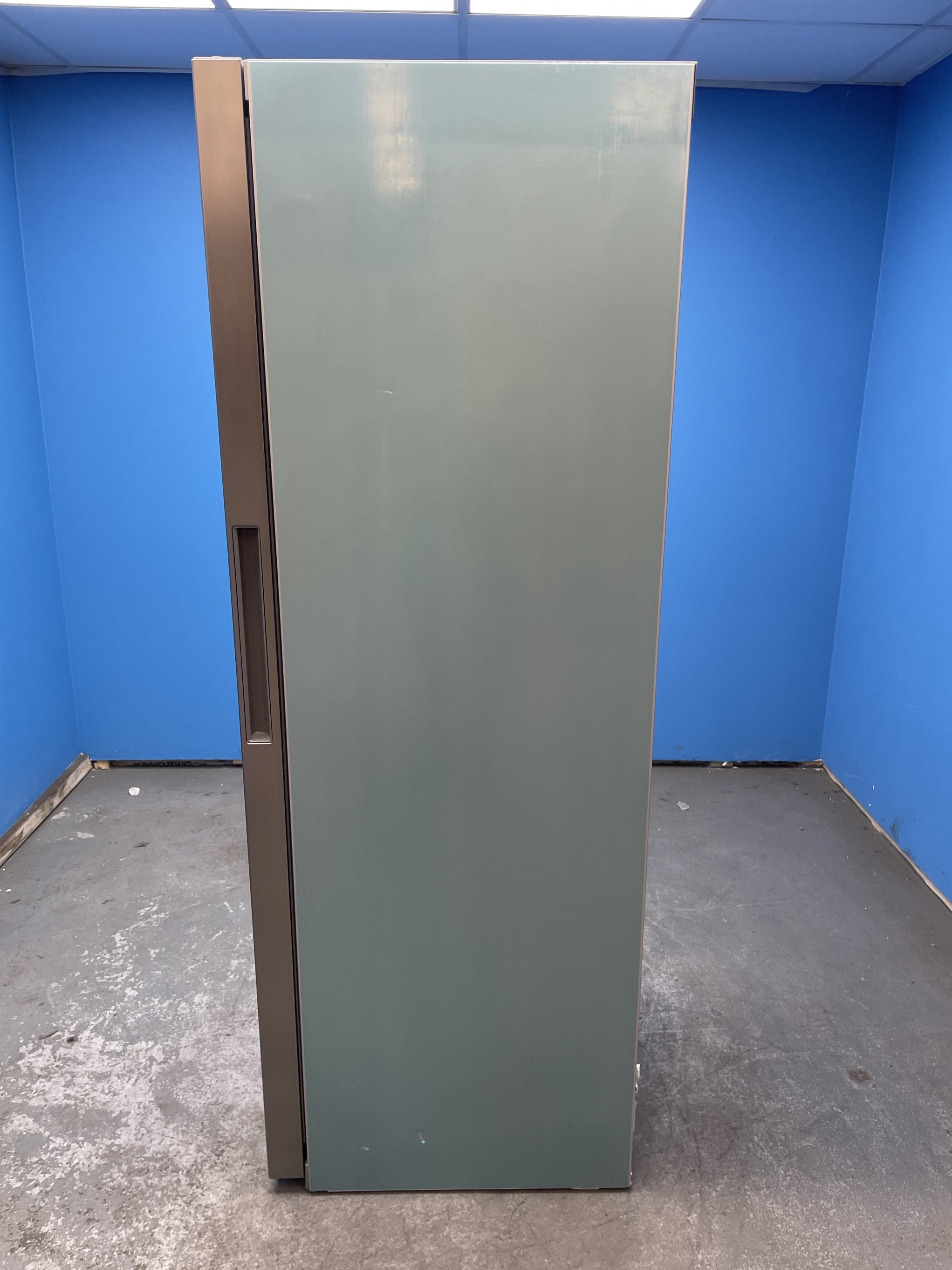 #GRC-153-119 - Miele FNS4382DEL 278L NoFrost Wi-Fi Upright Freezer