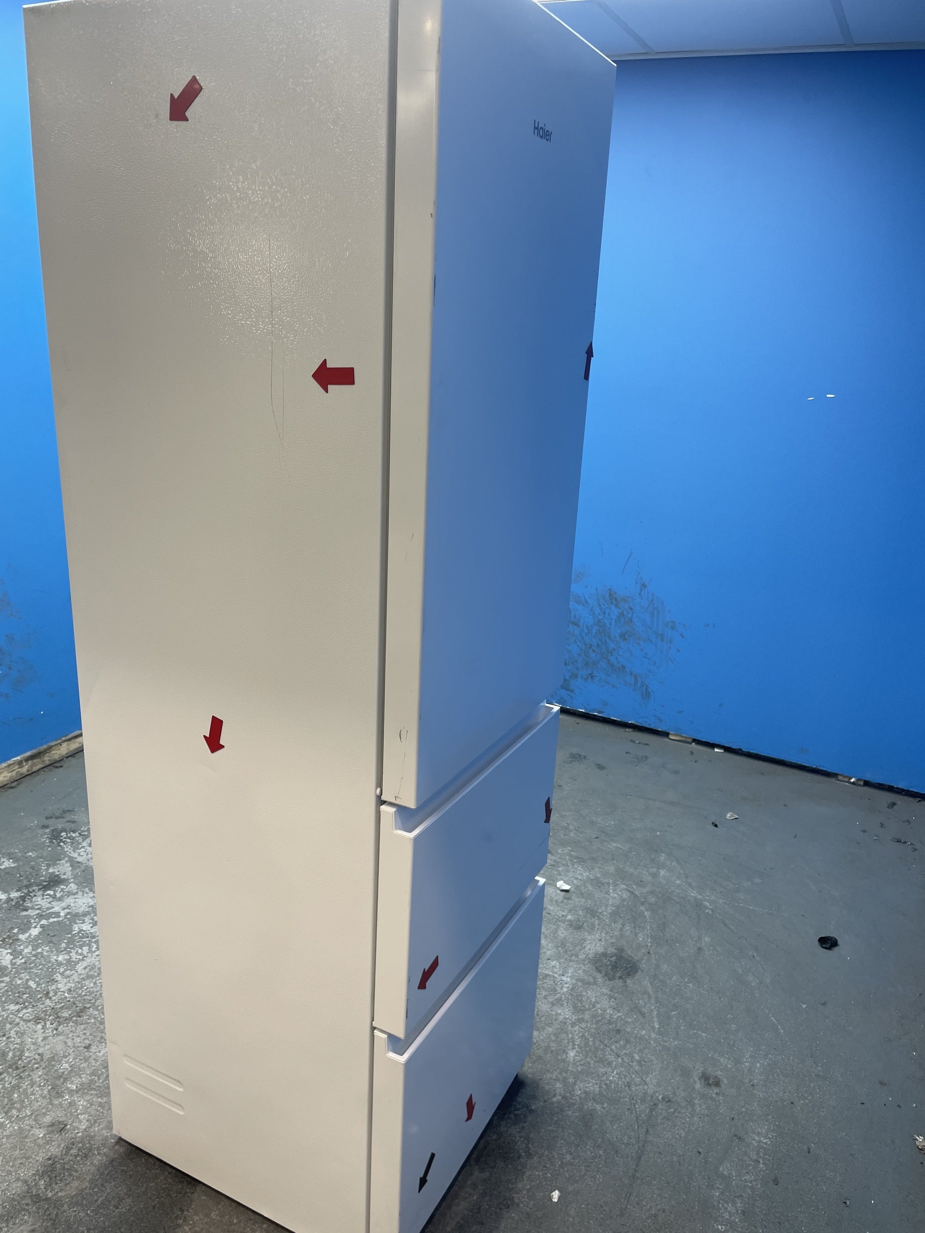 #GRC-151-823 - Haier 3D 55 Series 3 HTR3518ENMWK 60/40 Fridge Freezer