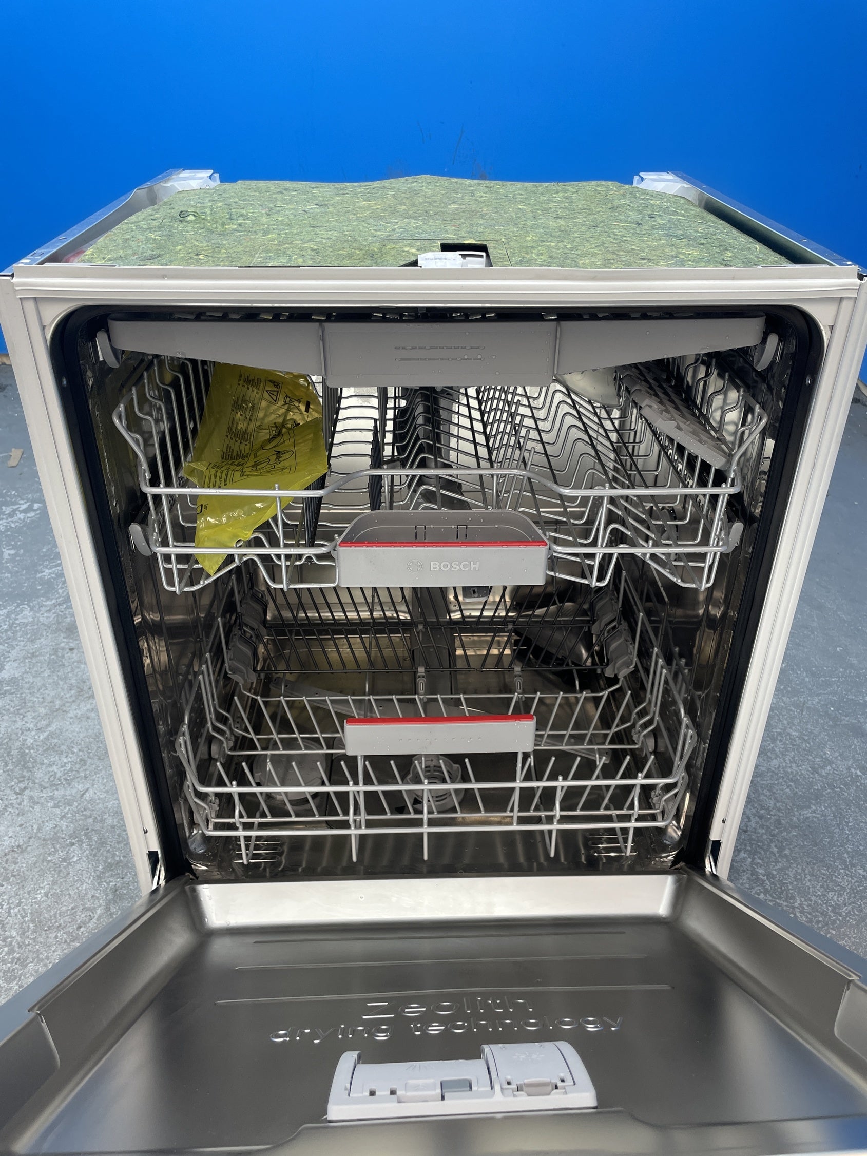 #GRC-158-081 - Bosch Series 6 SMV6ZCX10G Integrated 14 Place Dishwasher