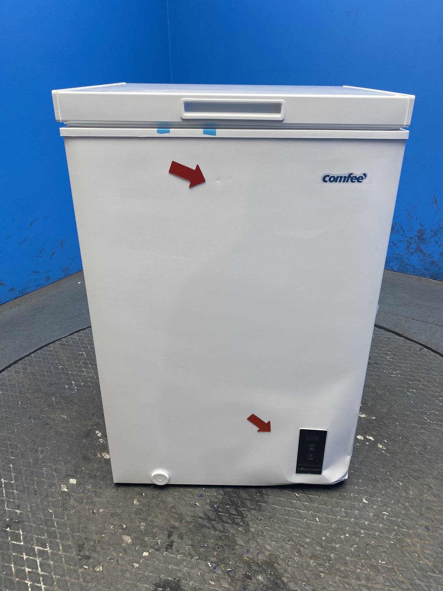COMFEE' RCC100WH2E 99L Chest Freezer with Digital Control