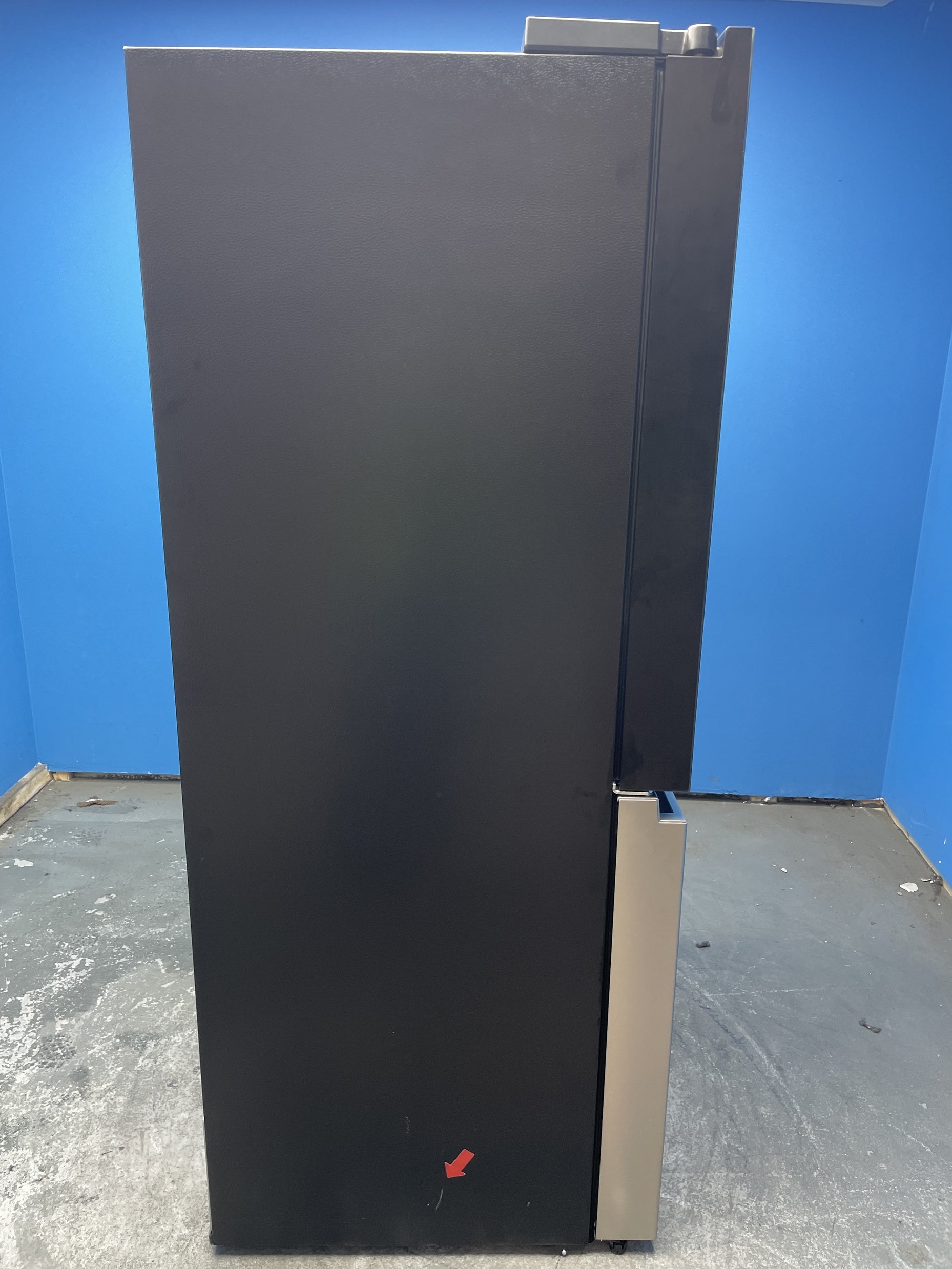 #GRC-158-069 - Hisense RQ5X560SFLES Smart American Multi Door Fridge Freezer