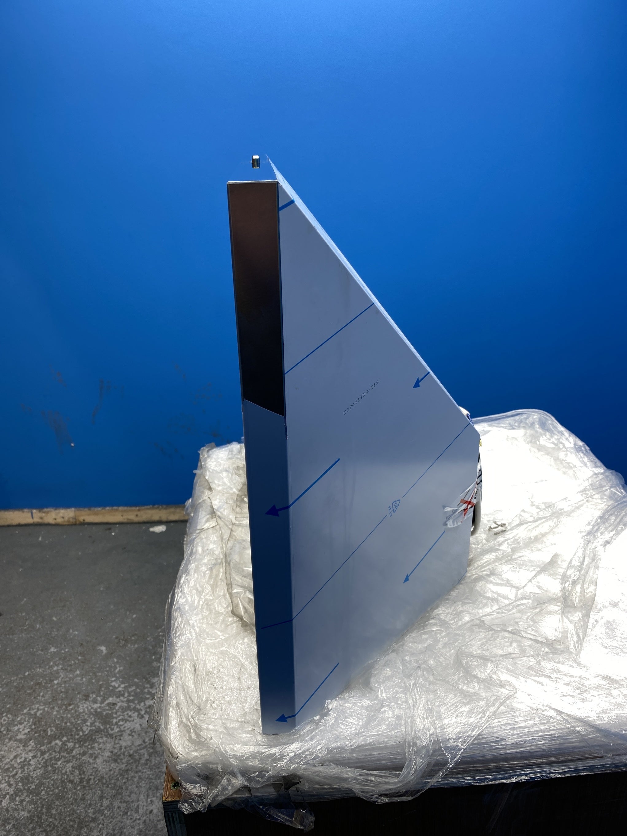 #GRC-150-211 - AEG LFC316X 60cm Stainless Steel Pyramid Chimney Hood