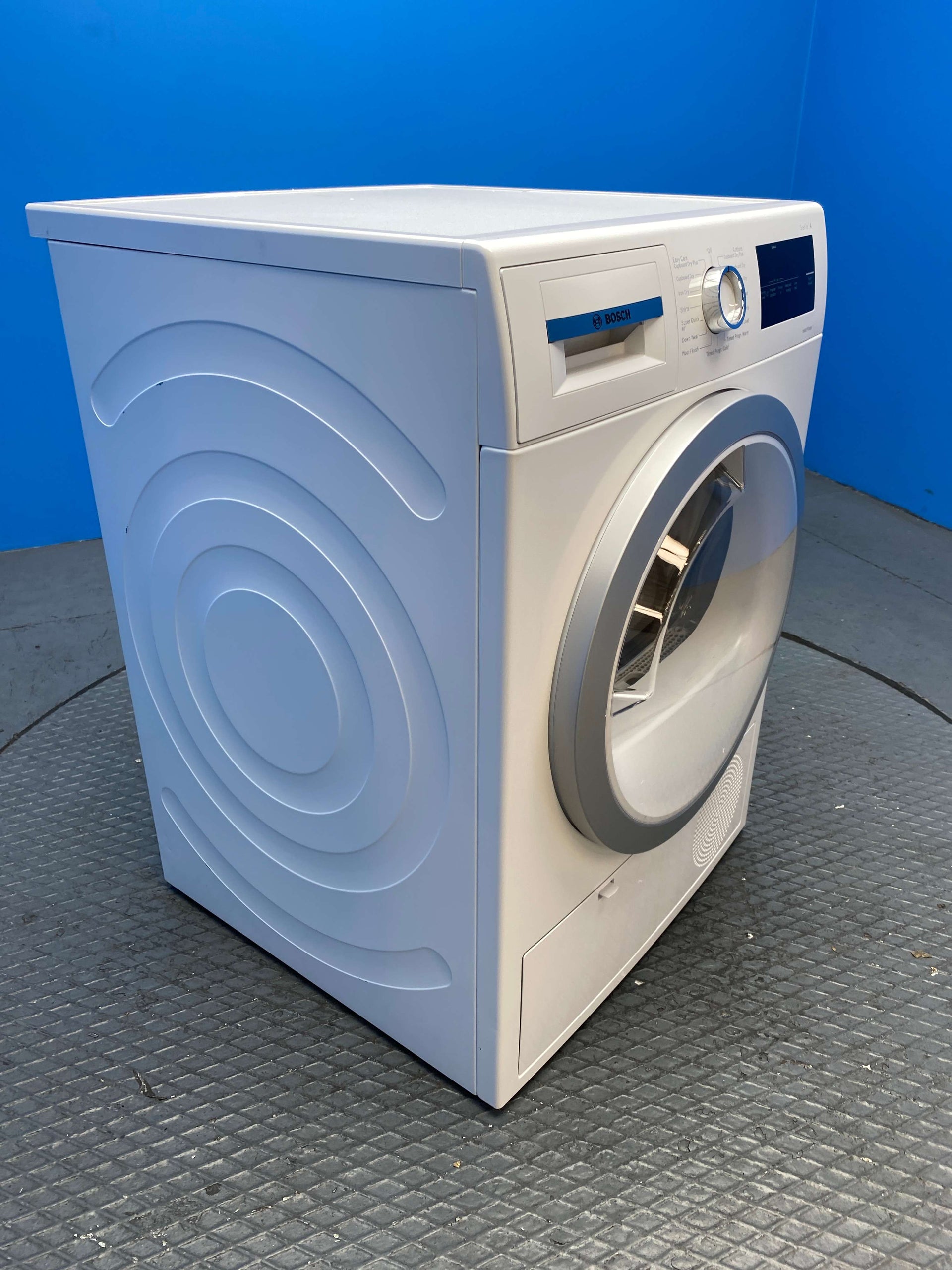 Bosch Series 4 WTH85223GB 8kg Heat Pump Tumble Dryer