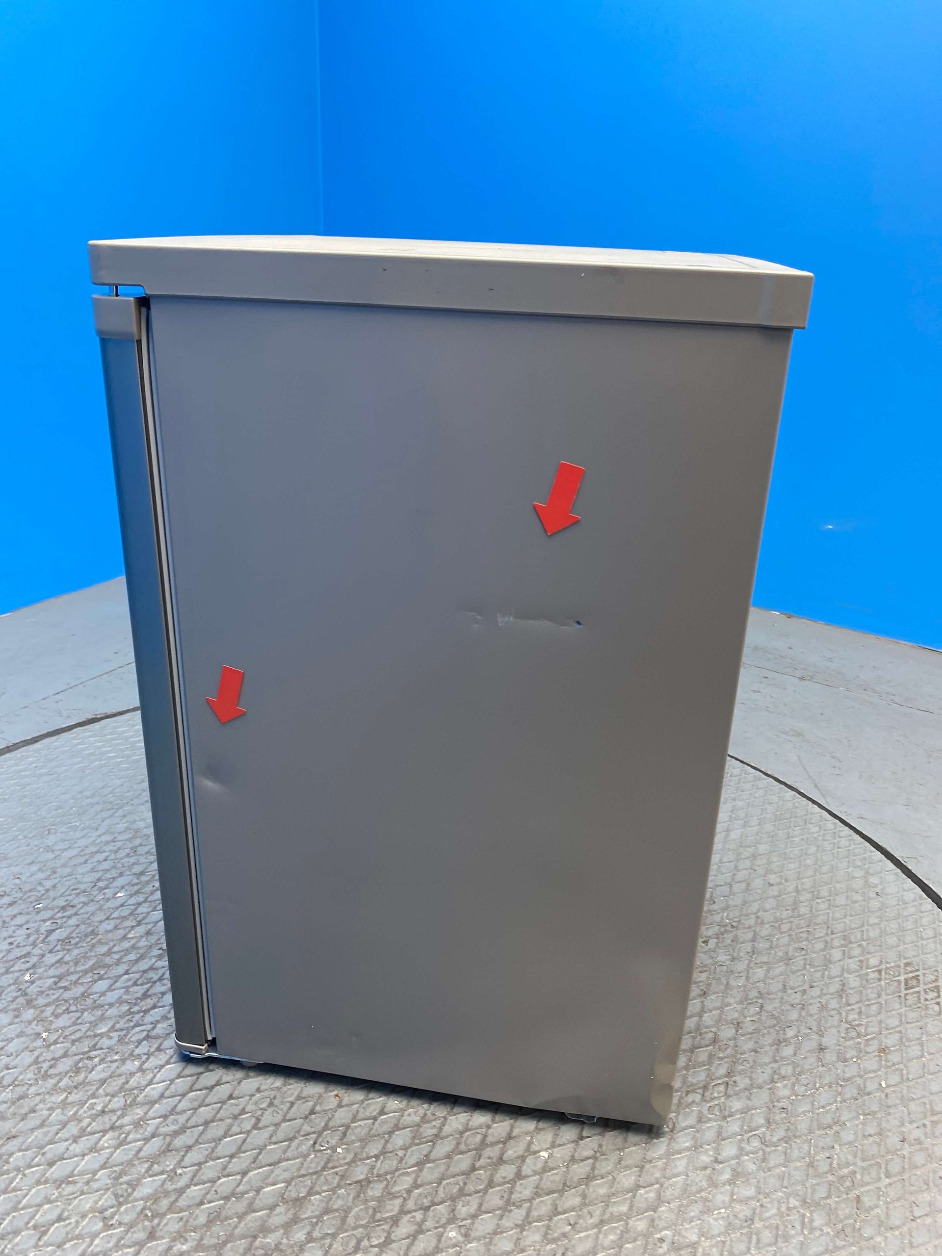 Igenix IG255X 136 Litre Undercounter Fridge