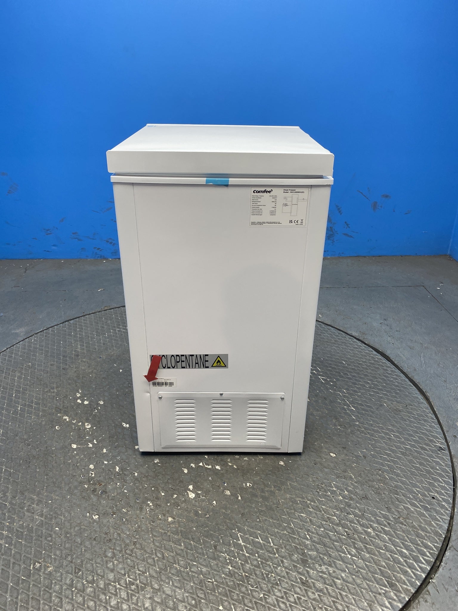 COMFEE' RCC100WH2E 99L Chest Freezer with Digital Control