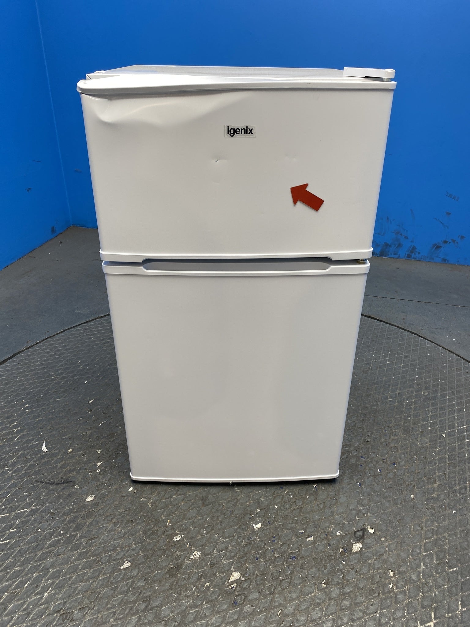 Igenix IG347FF 96 Litre Undercounter Fridge Freezer