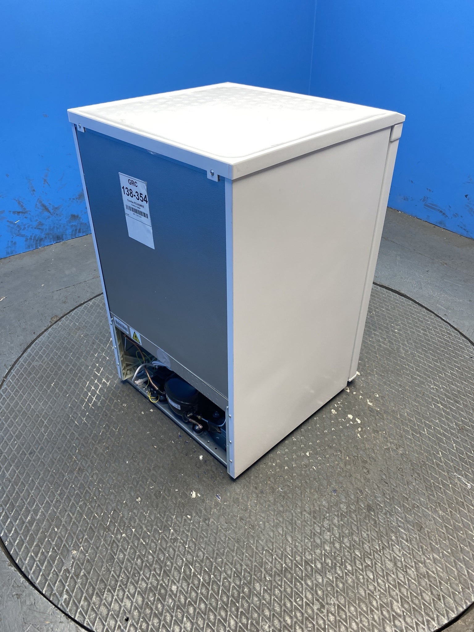 COMFEE' RCU83WH2(E) 88L Under Counter Freezer