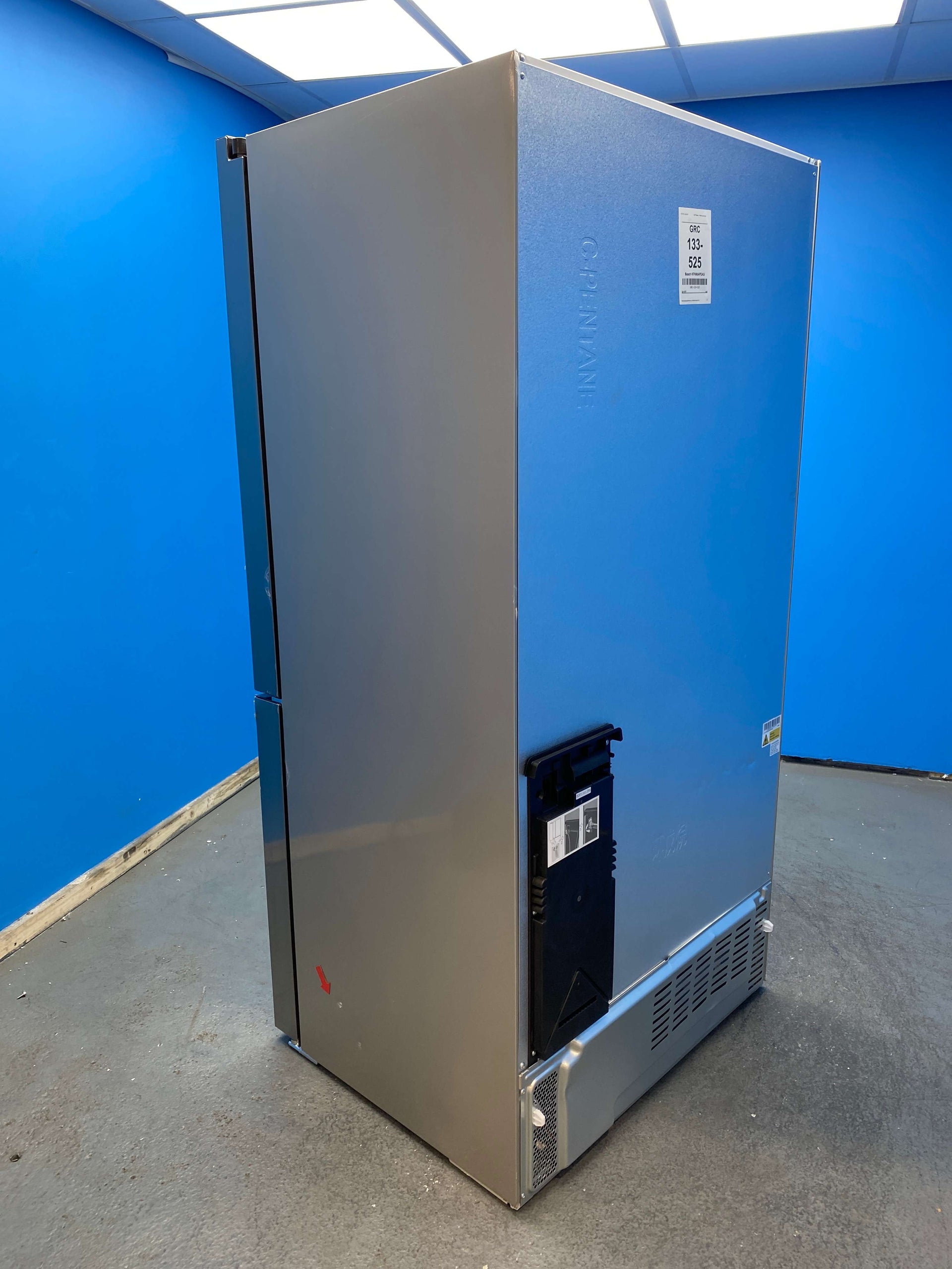 Bosch Series 4 KFN96APEAG 605 Litre American Fridge Freezer