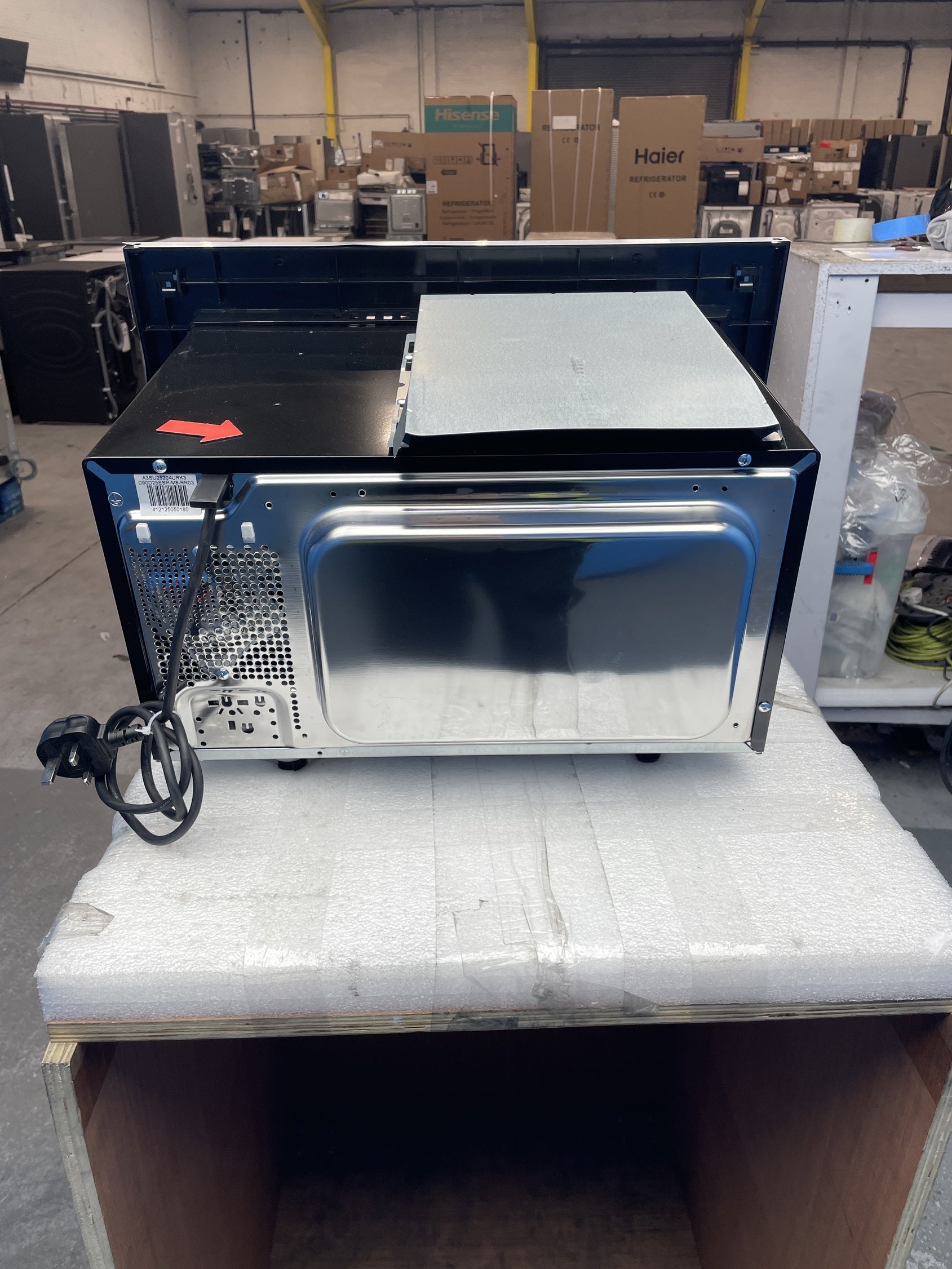 #GRC-156-002 - AEG MSE2527DM 6000 Integrated 900W Microwave with Grill