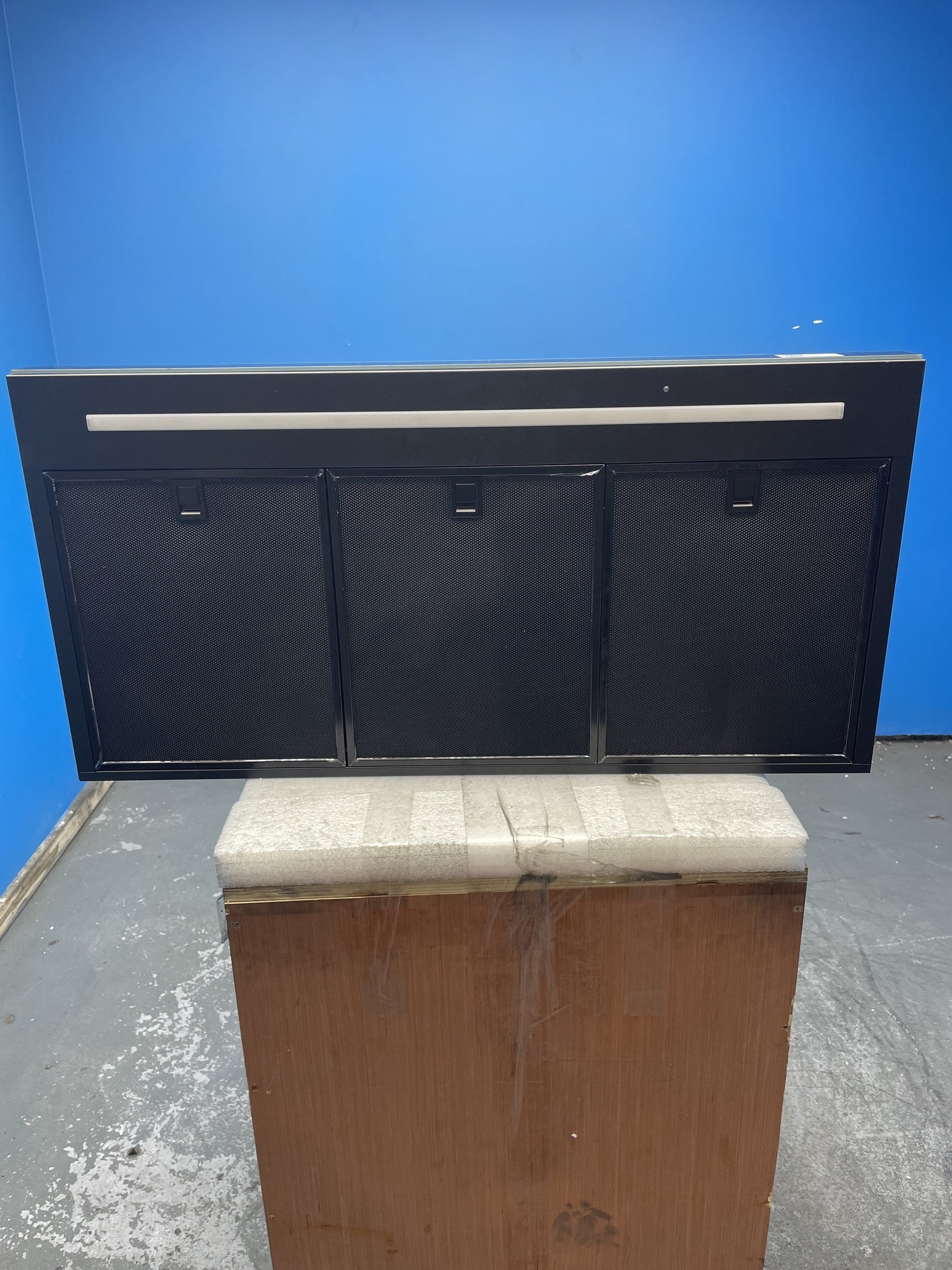 #GRC-155-947 - AEG 8000 AuroraTech GB87D91CB Built-in Box Chimney Cooker Hood