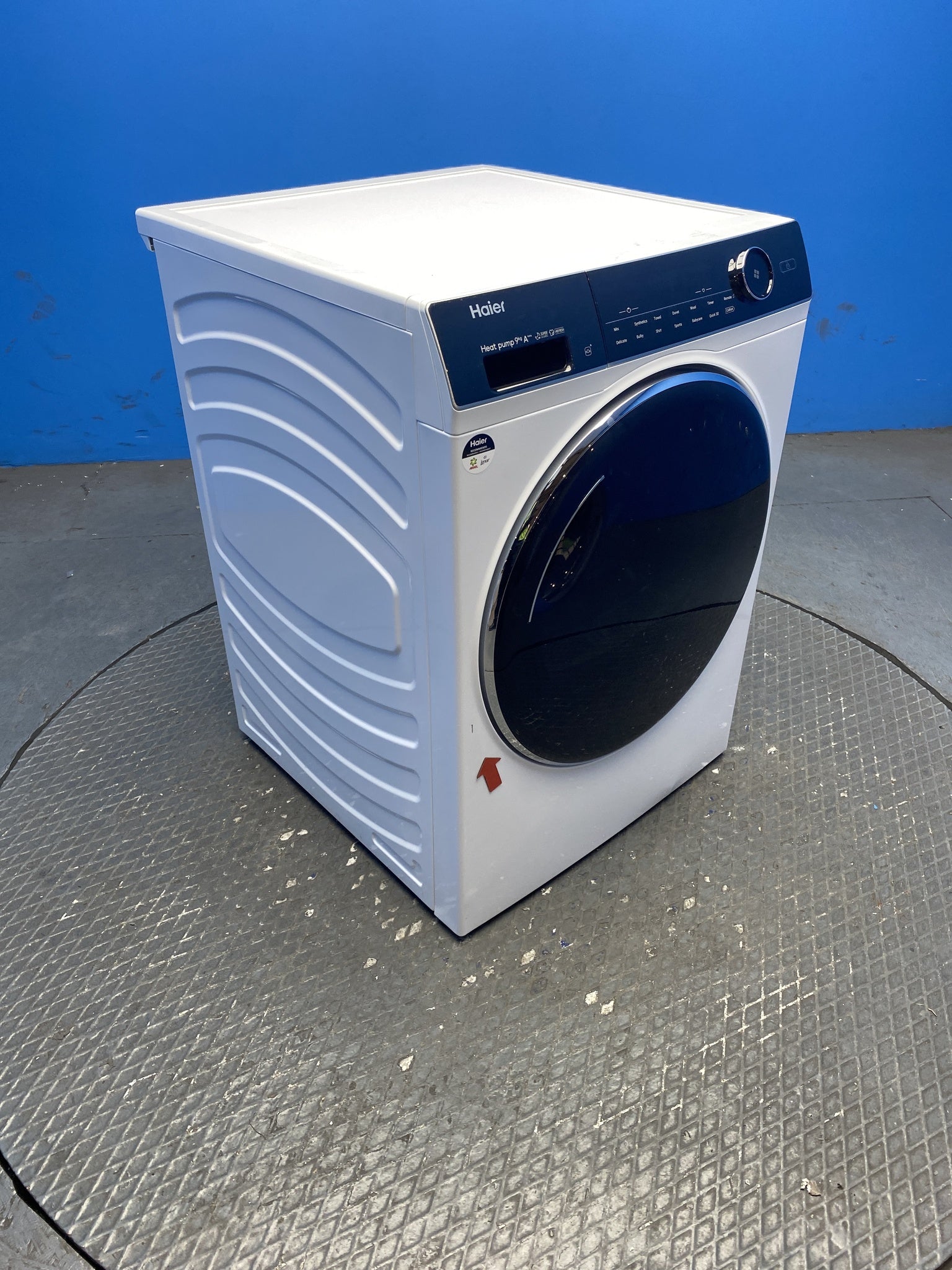 Haier HD90-A3Q979U1 9kg Heat Pump Tumble Dryer