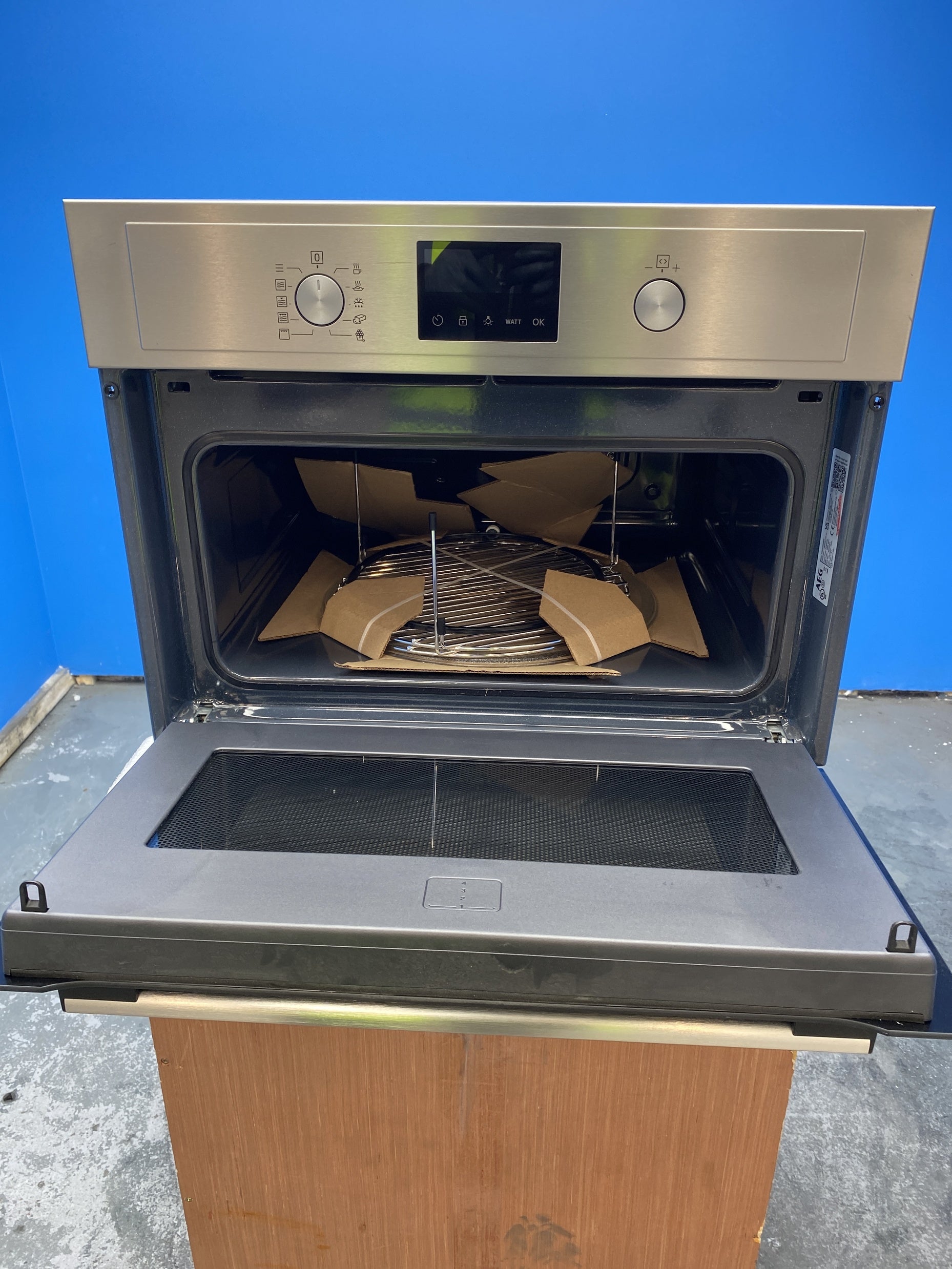 #GRC-155-998 - AEG KMX525060M 42L Built-In Microwave and Grill