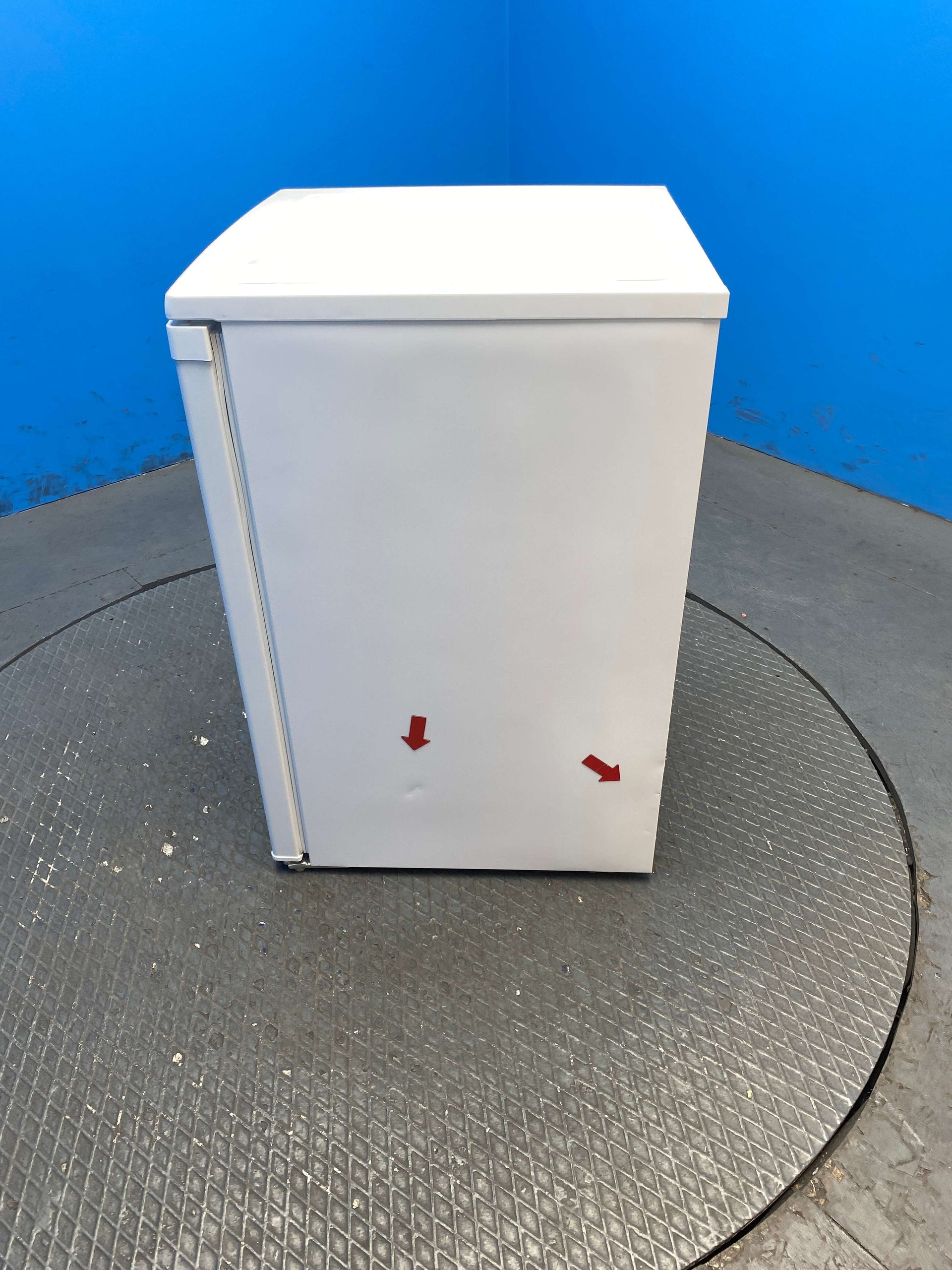 Igenix IG255W 136 Litre Under Counter Fridge