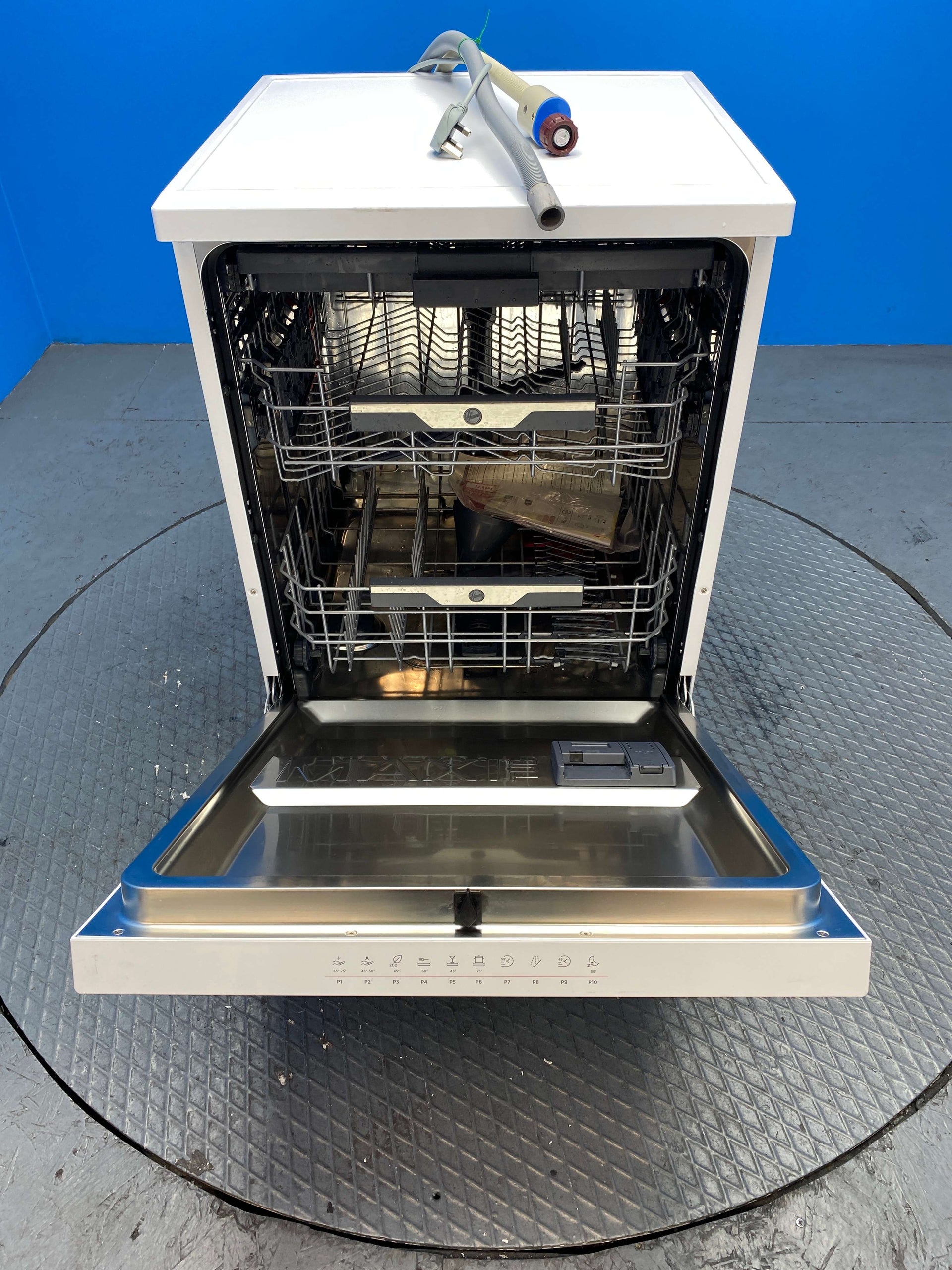 Hoover HF6B4S1PW 16 Place Setting Dishwasher