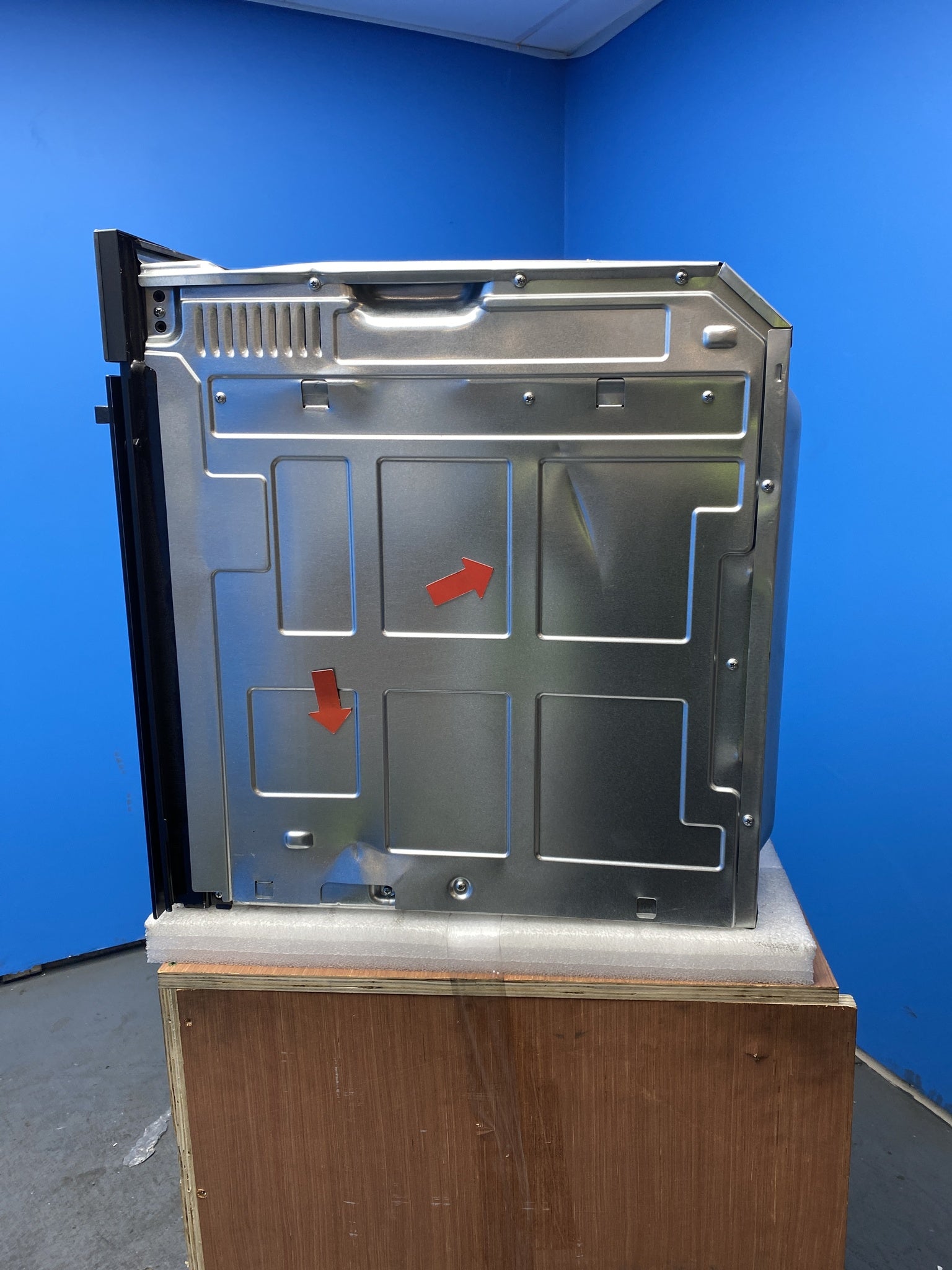 Haier ID Series 2 H6 ID2P5B3YTB Electric Pyrolytic Smart Oven