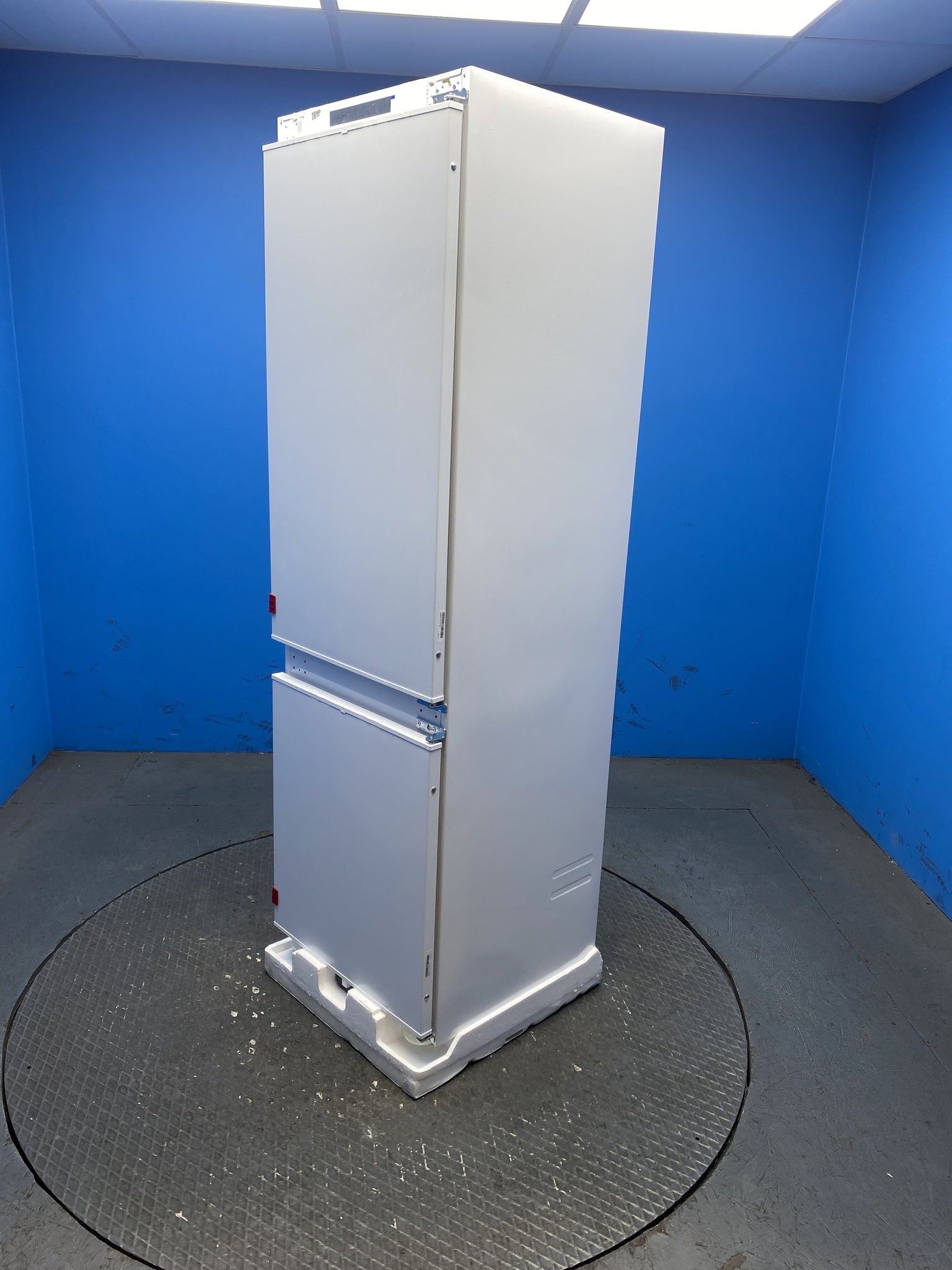 Hoover HONBQL3518EVK Integrated 268 Litre Low Frost Fridge Freezer