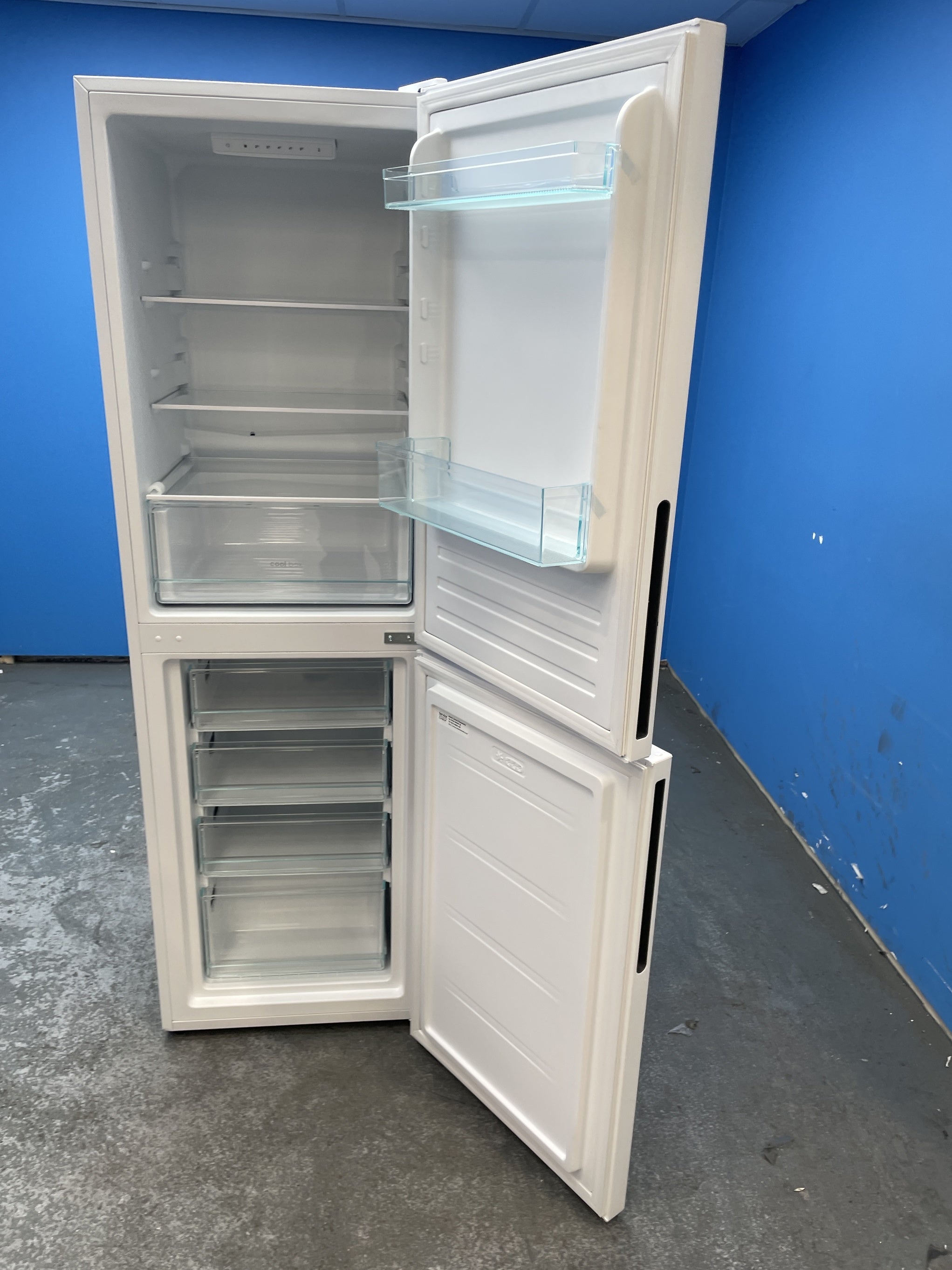 #GRC-155-573 - Candy CCT3L157EWK 252 Litre 50/50 Combi Fridge Freezer