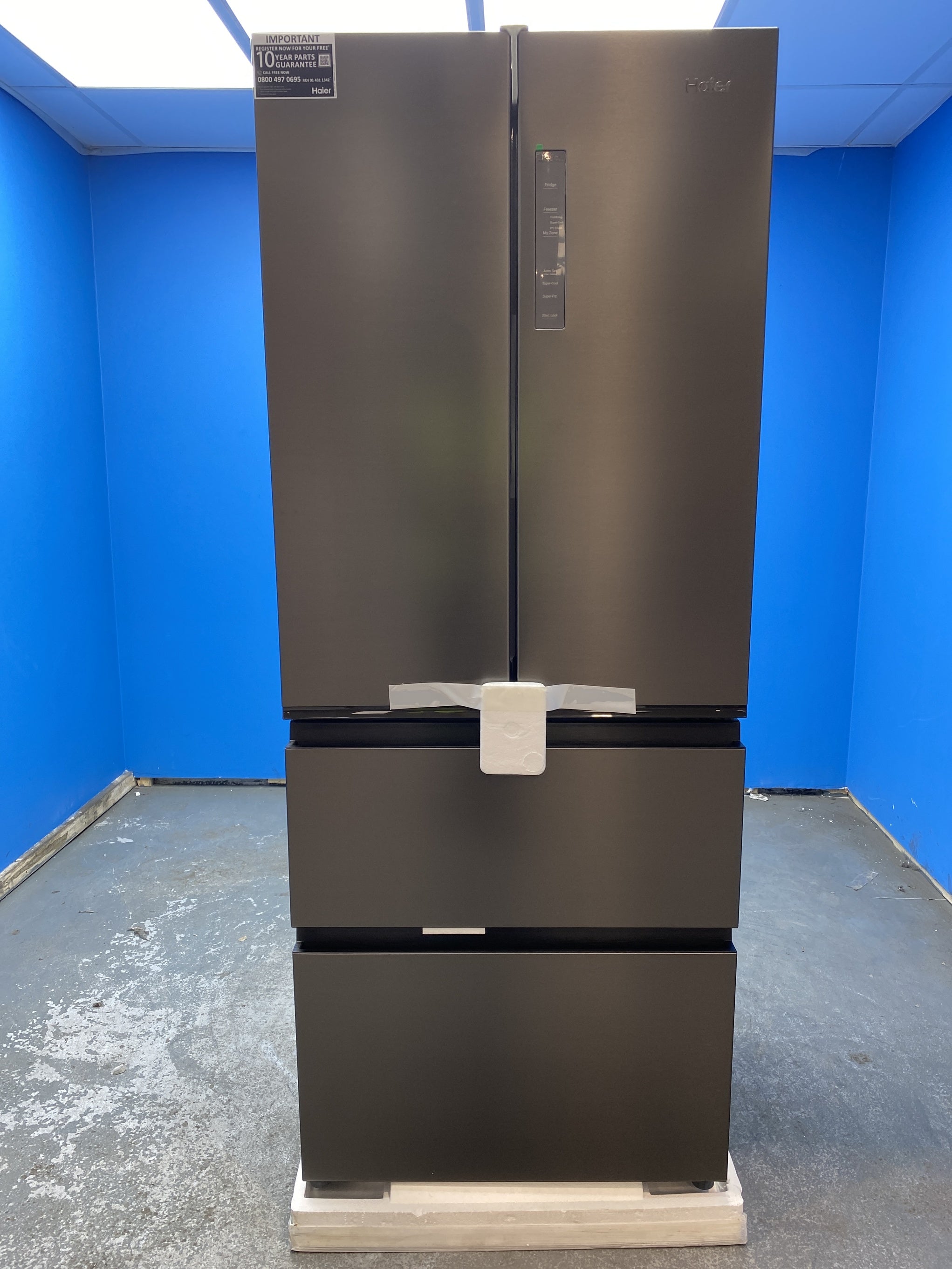 #GRC-157-071 - Haier HFR3718ENMD 70cm 60/40 Total No Frost Fridge Freezer