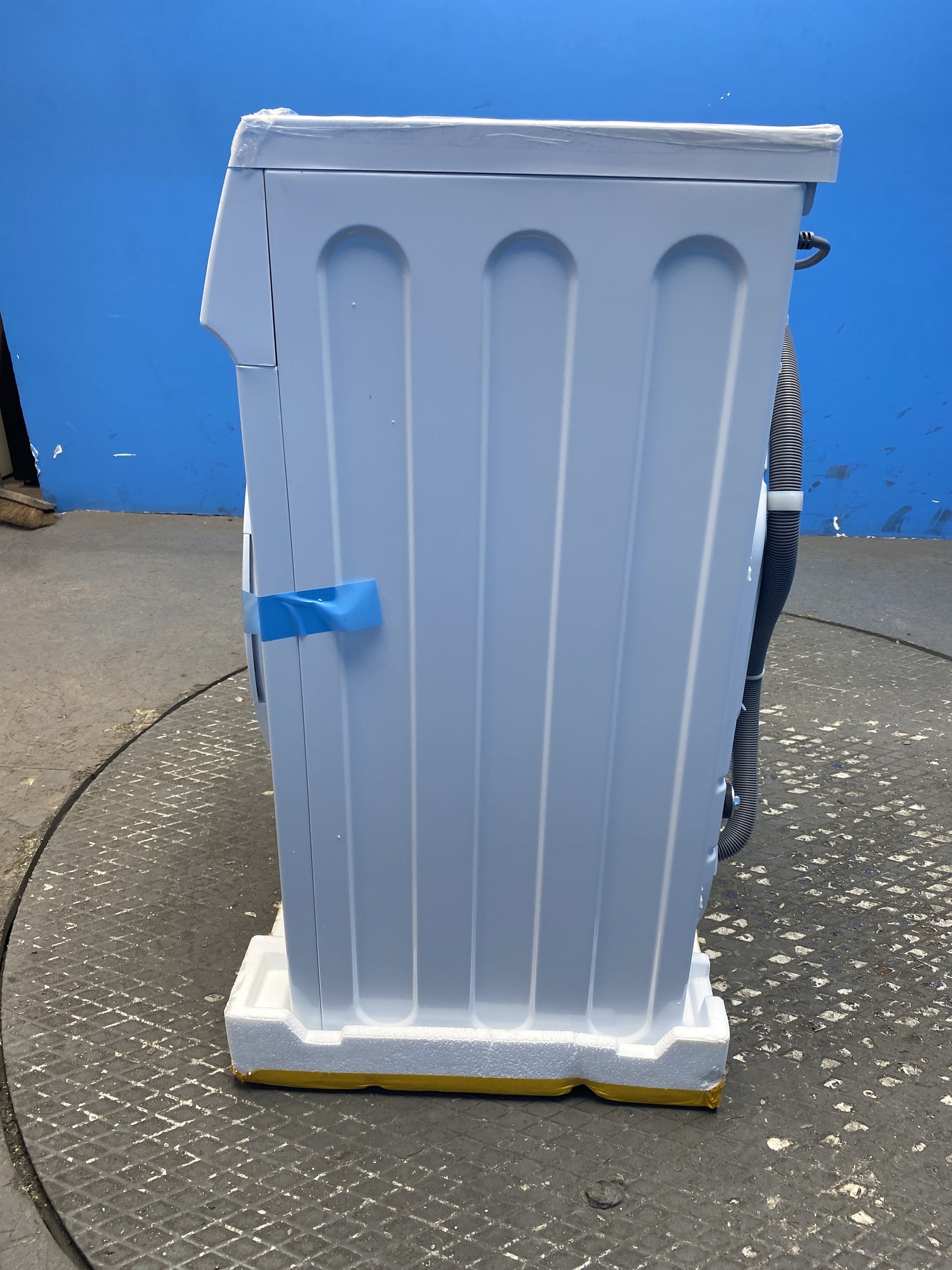 #GRC-158-901 - Comfee CFE10EW60/W Slim 6kg 1000rpm Washing Machine