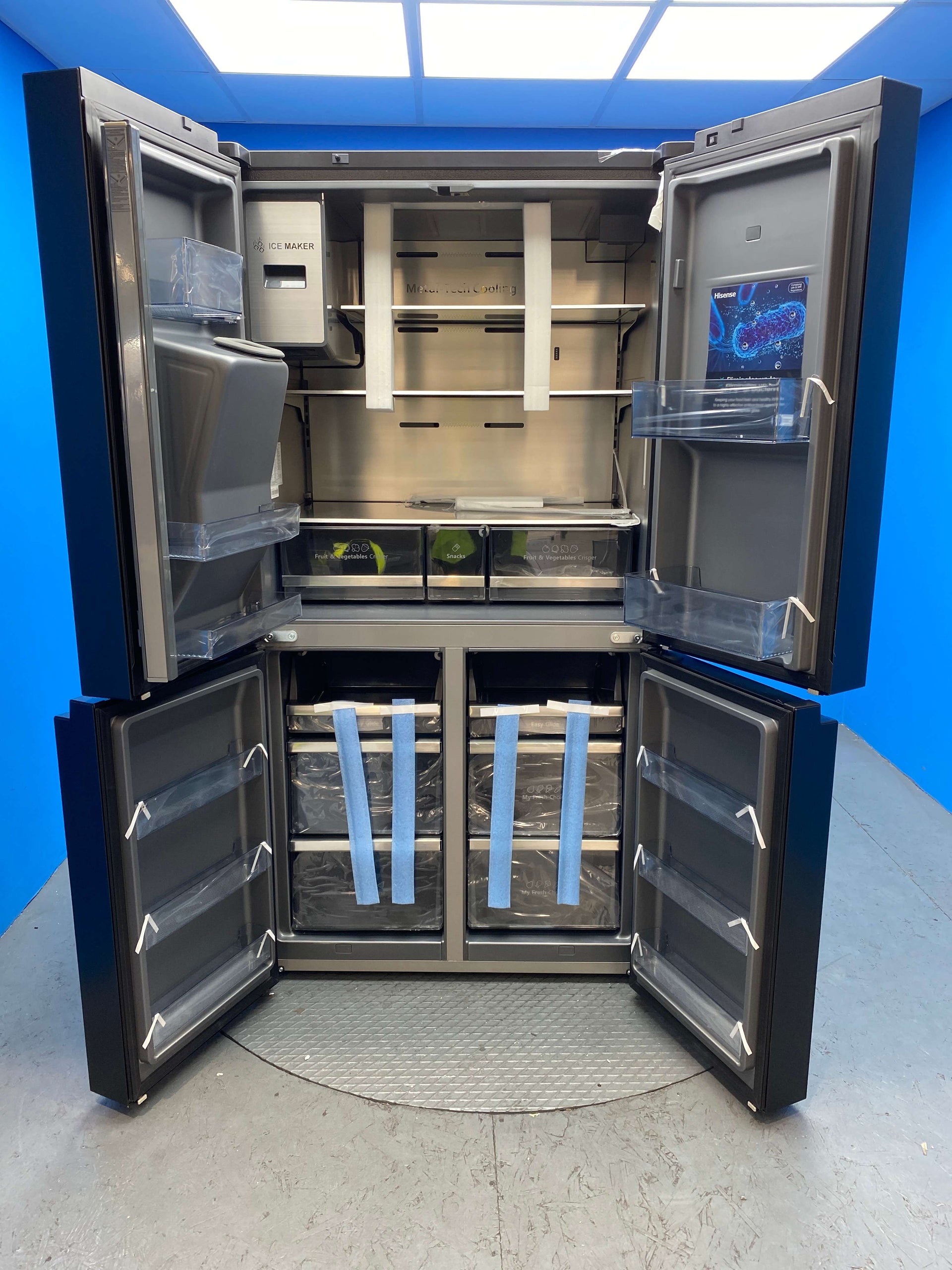 Hisense PureFlat RQ760N4IFE American Style Fridge Freezer