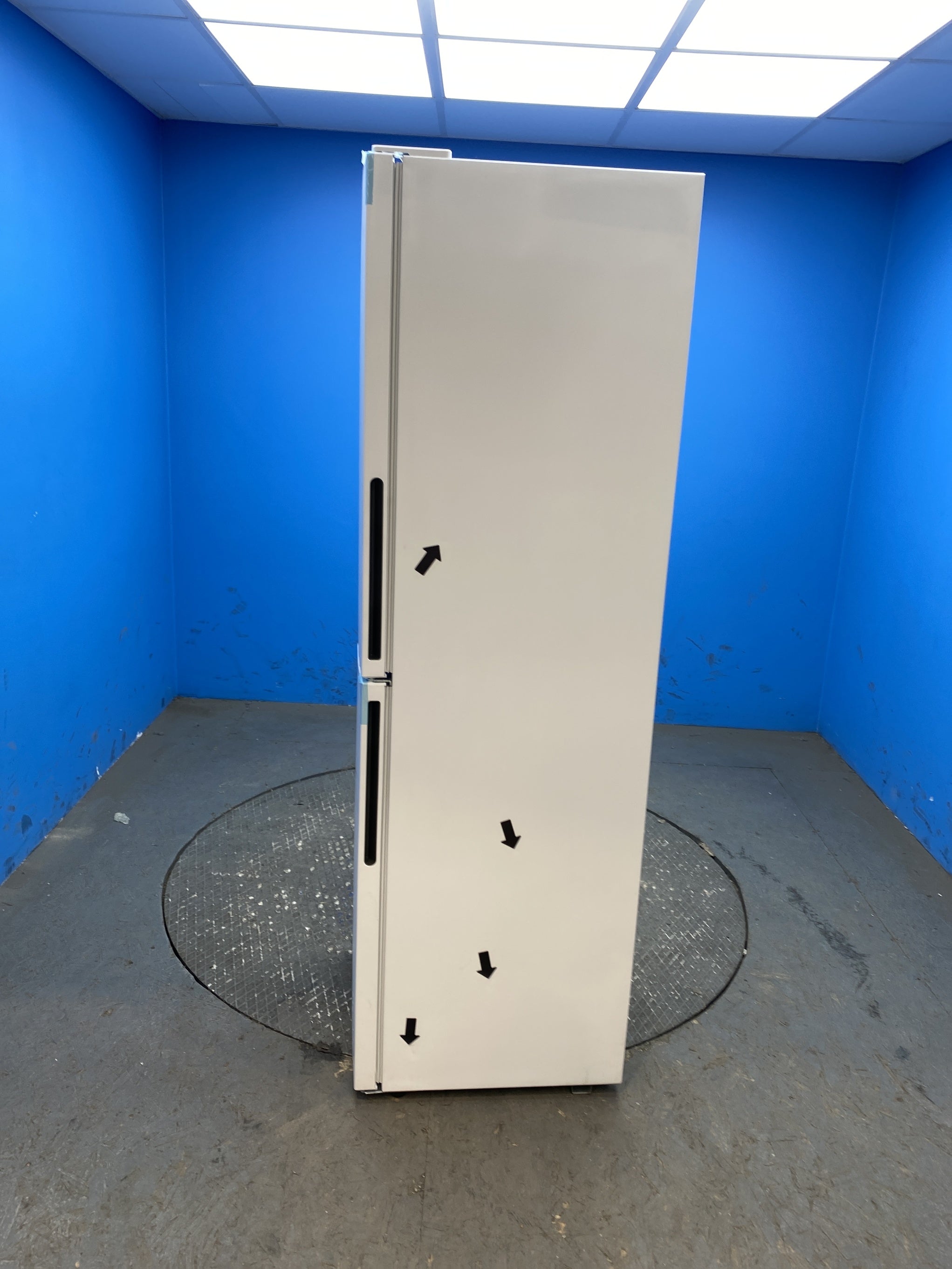 #GRC-156-447 - Hoover HVT3CLECKIHW 235 Litre Combi Fridge Freezer