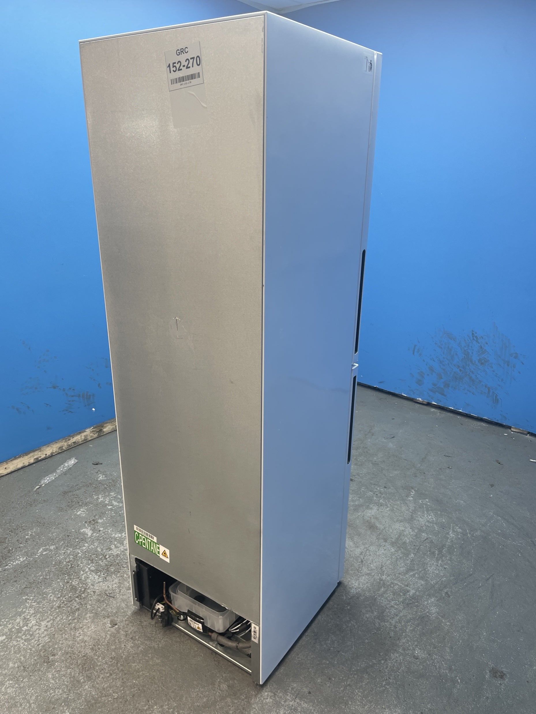 #GRC-152-270 - Hoover HOCT3L517EWWK-1 246 Litre Low Frost Combi Fridge Freezer