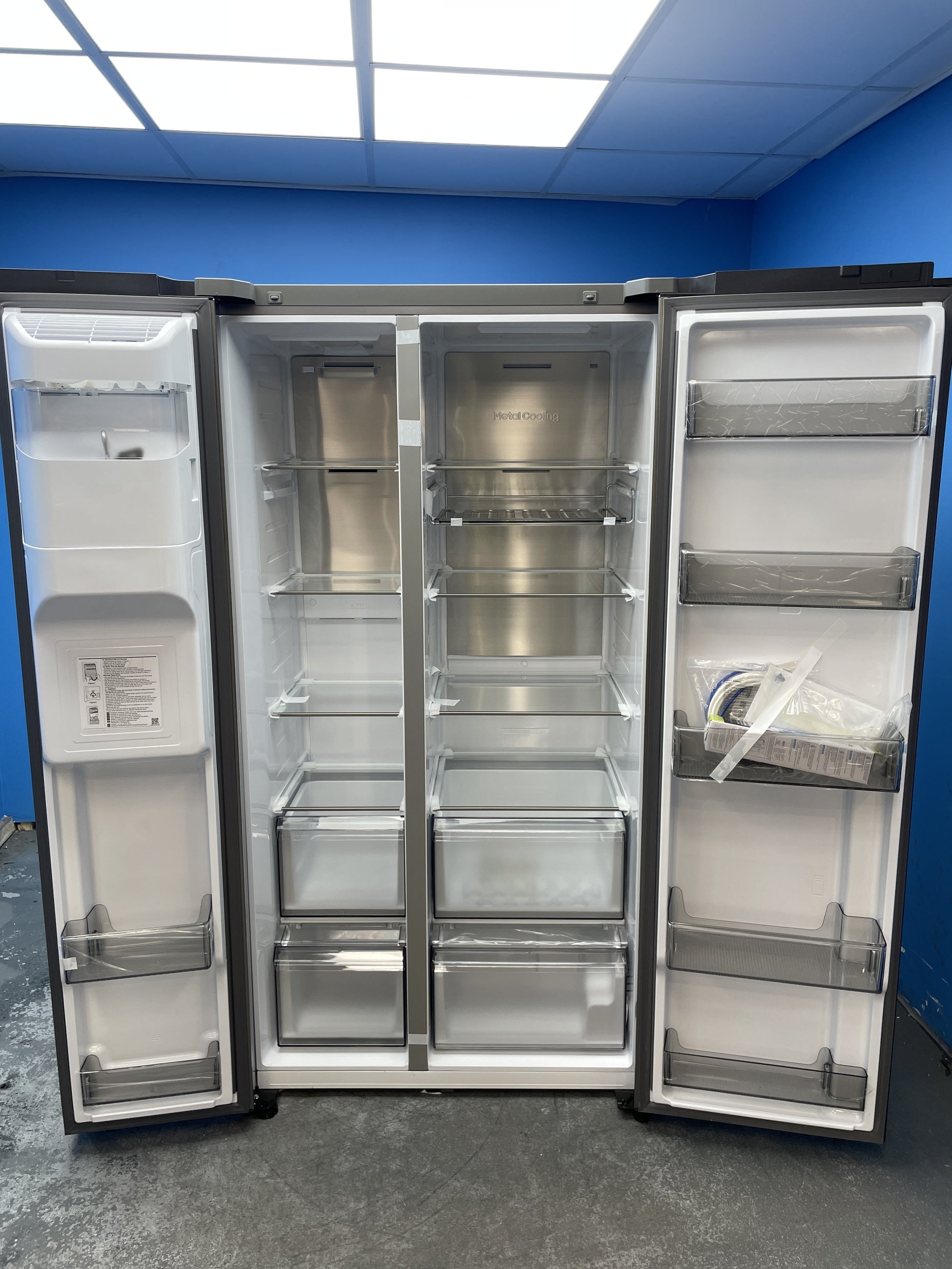 #GRC-158-125 - Samsung Series 9 RS90F64EDT Bespoke AI American Style Fridge Freezer
