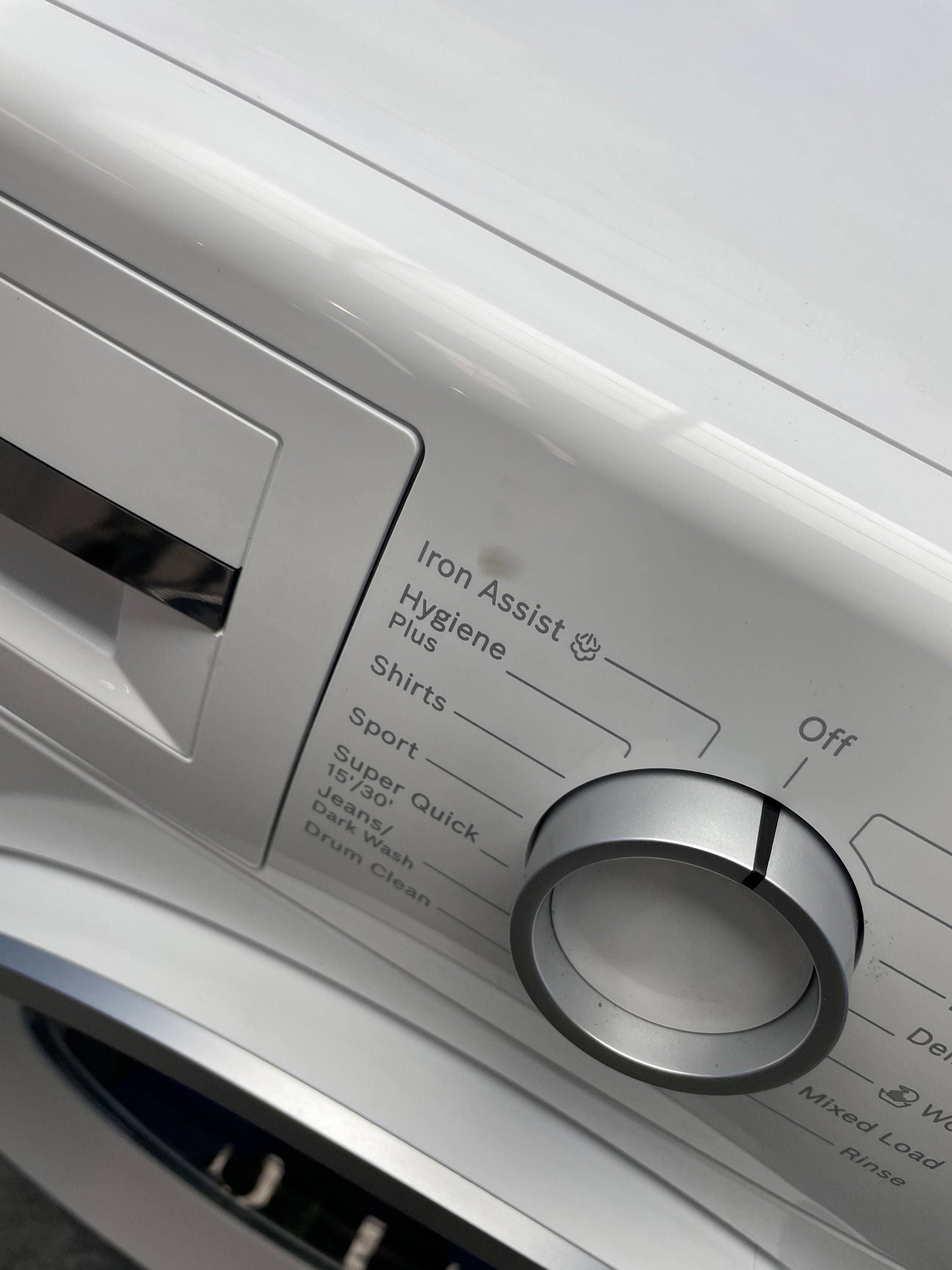 #GRC-163-872 - Bosch Series 4 8kg 1400rpm Washing Machine – SpeedPerfect, Iron Assist