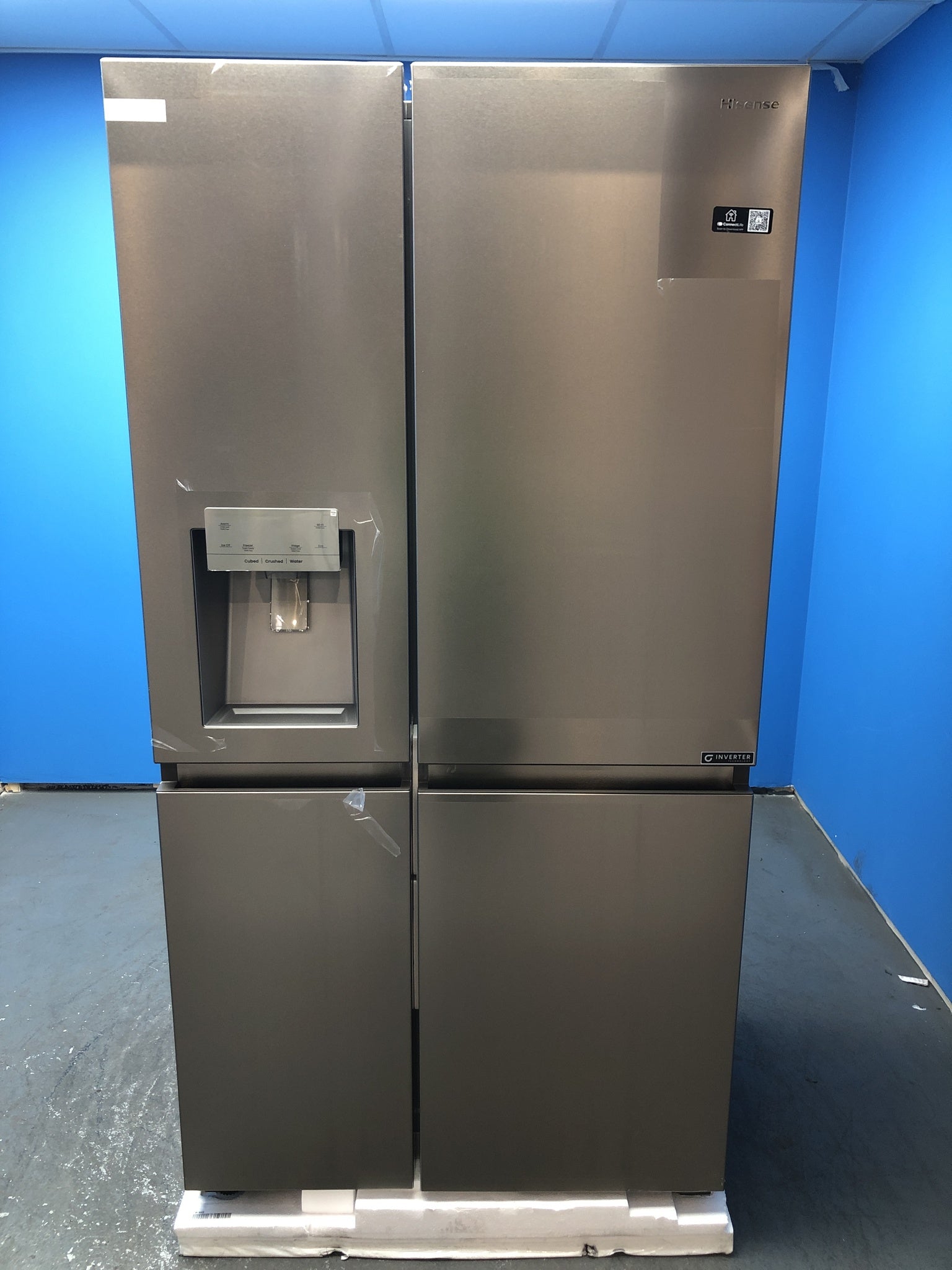 Hisense PureFlat RS818N4TIC 632L American Style Fridge Freezer