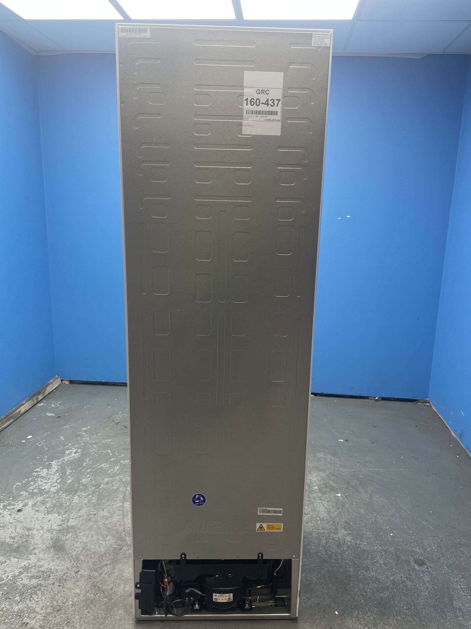 #GRC-160-437 - Bosch Series 2 KGN27NWEAG 255L 50/50 No Frost Fridge Freezer