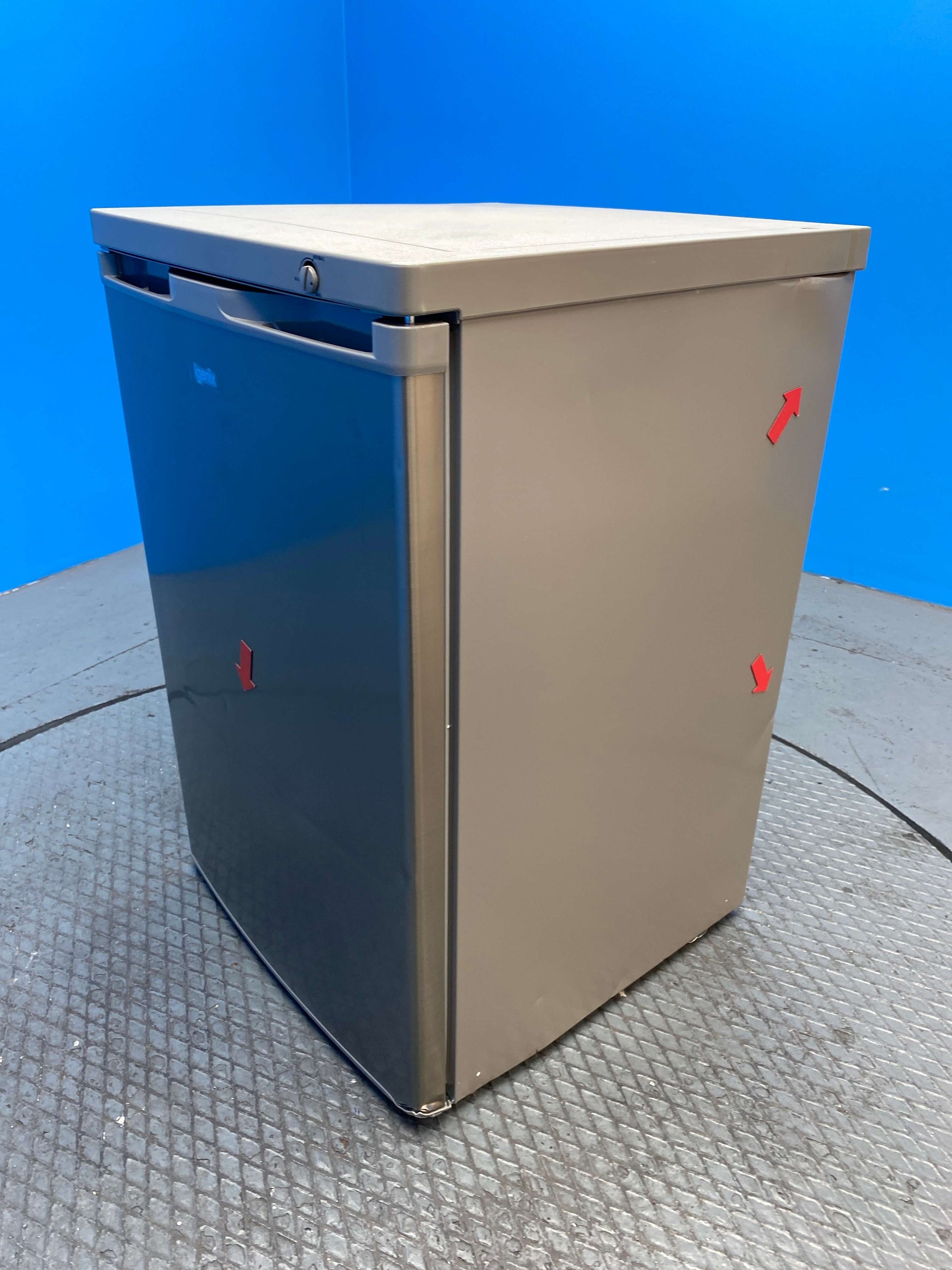 Igenix IG355X 91 Litre Under Counter Freezer