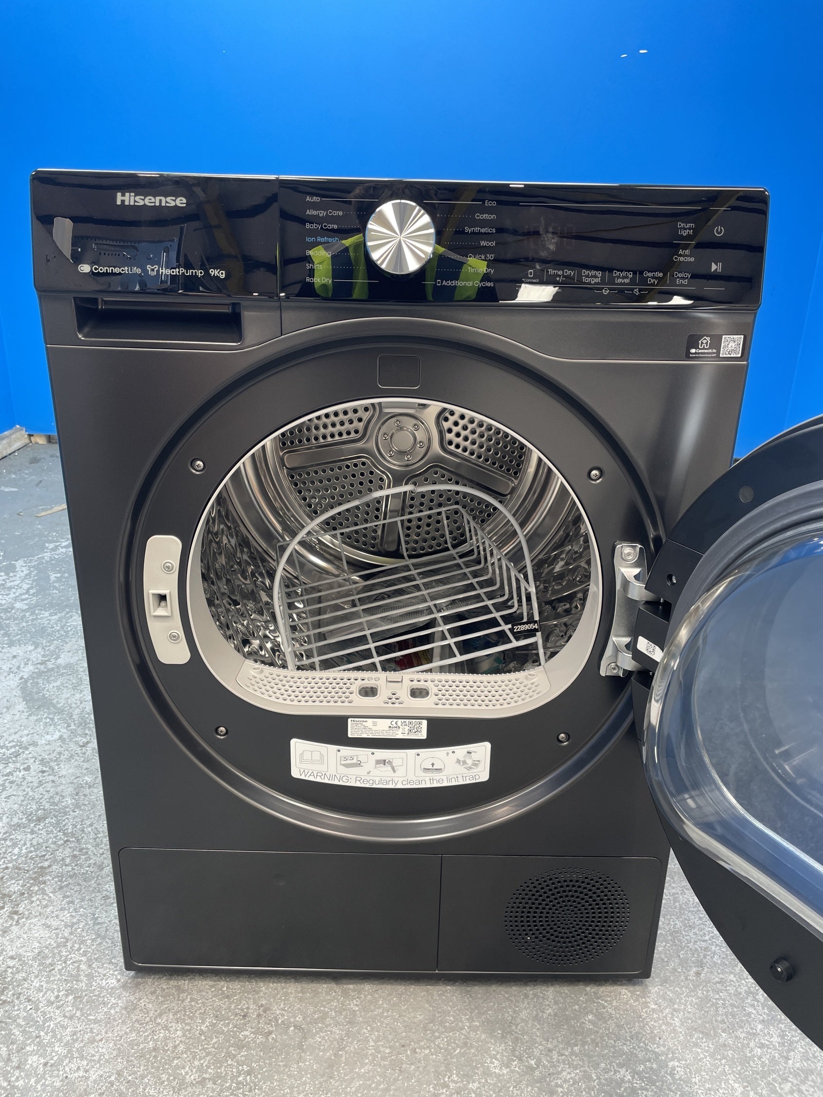 #GRC-158-094 - Hisense DH5S902BB 9kg Heat Pump Tumble Dryer