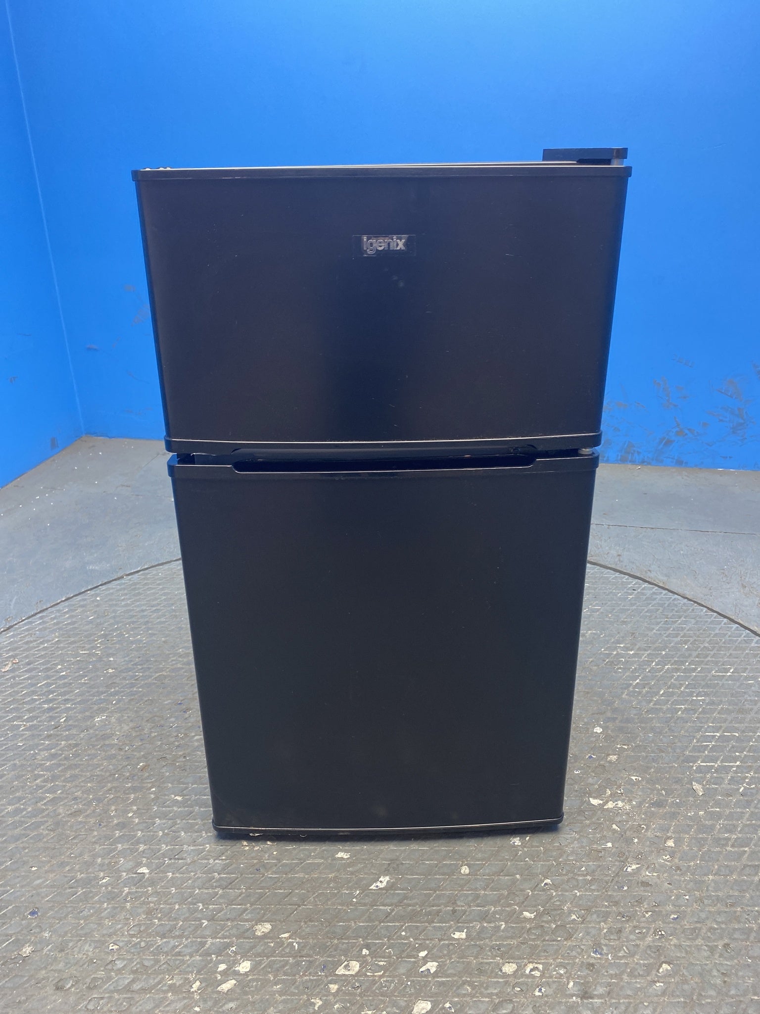 Igenix IG347FFB 96 Litre Under Counter Fridge Freezer