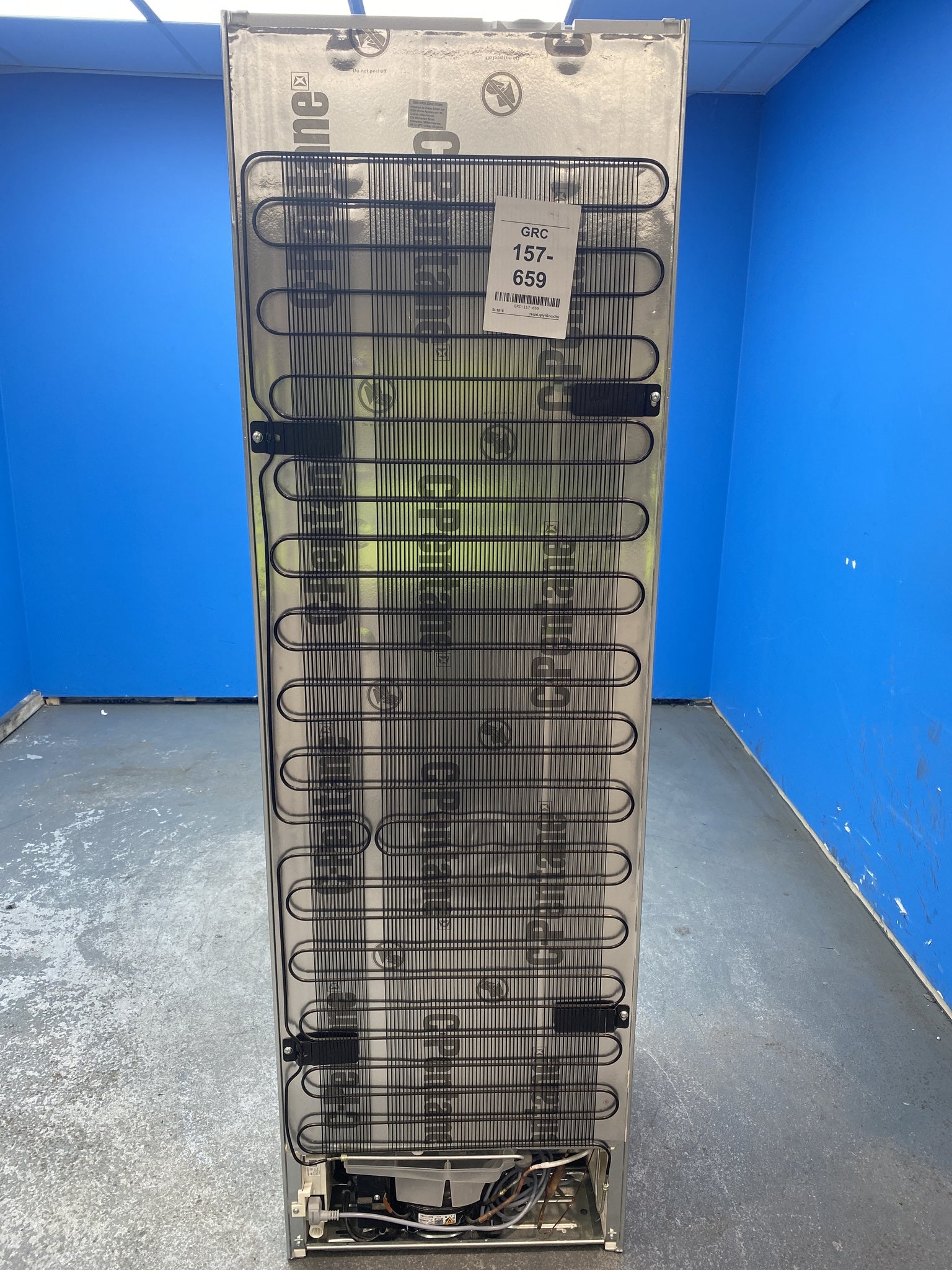 #GRC-157-659 - Bosch KIN86VFE0G Series 4 Integrated Frost Free Fridge Freezer